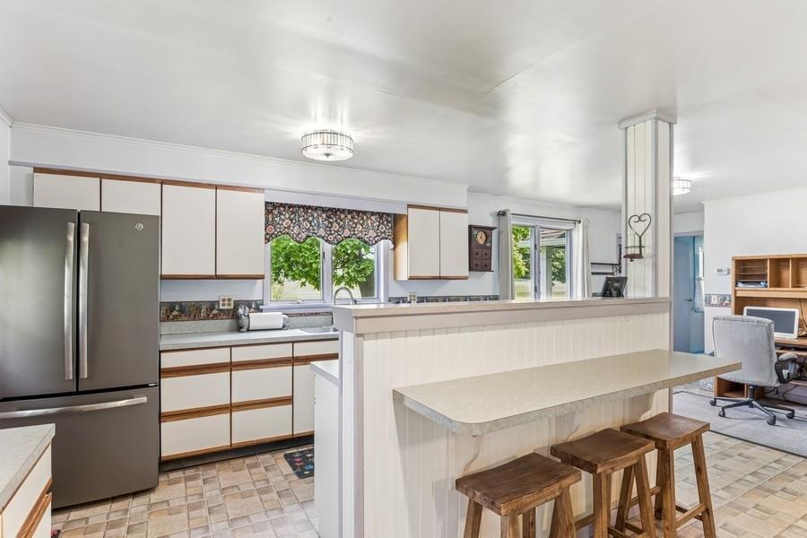 6580 Oregon Road, Cutchogue, NY 11935