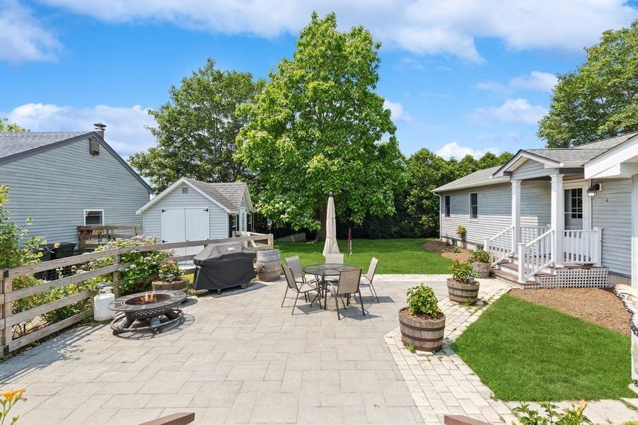 6580 Oregon Road, Cutchogue, NY 11935