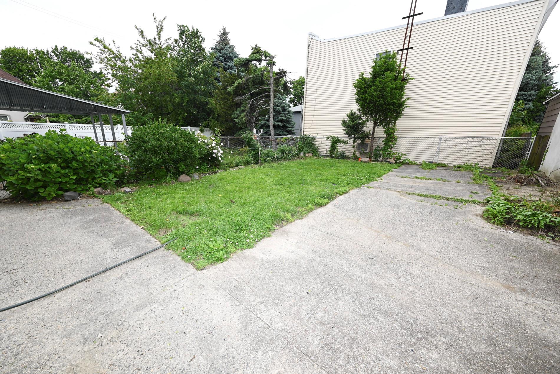 56-57 61st Street, Maspeth, NY 11378