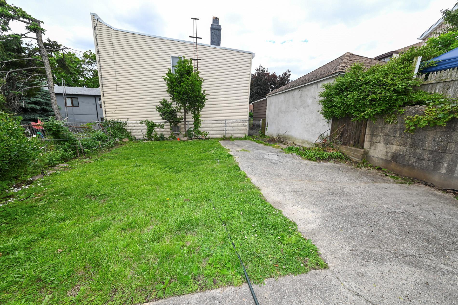 56-57 61st Street, Maspeth, NY 11378