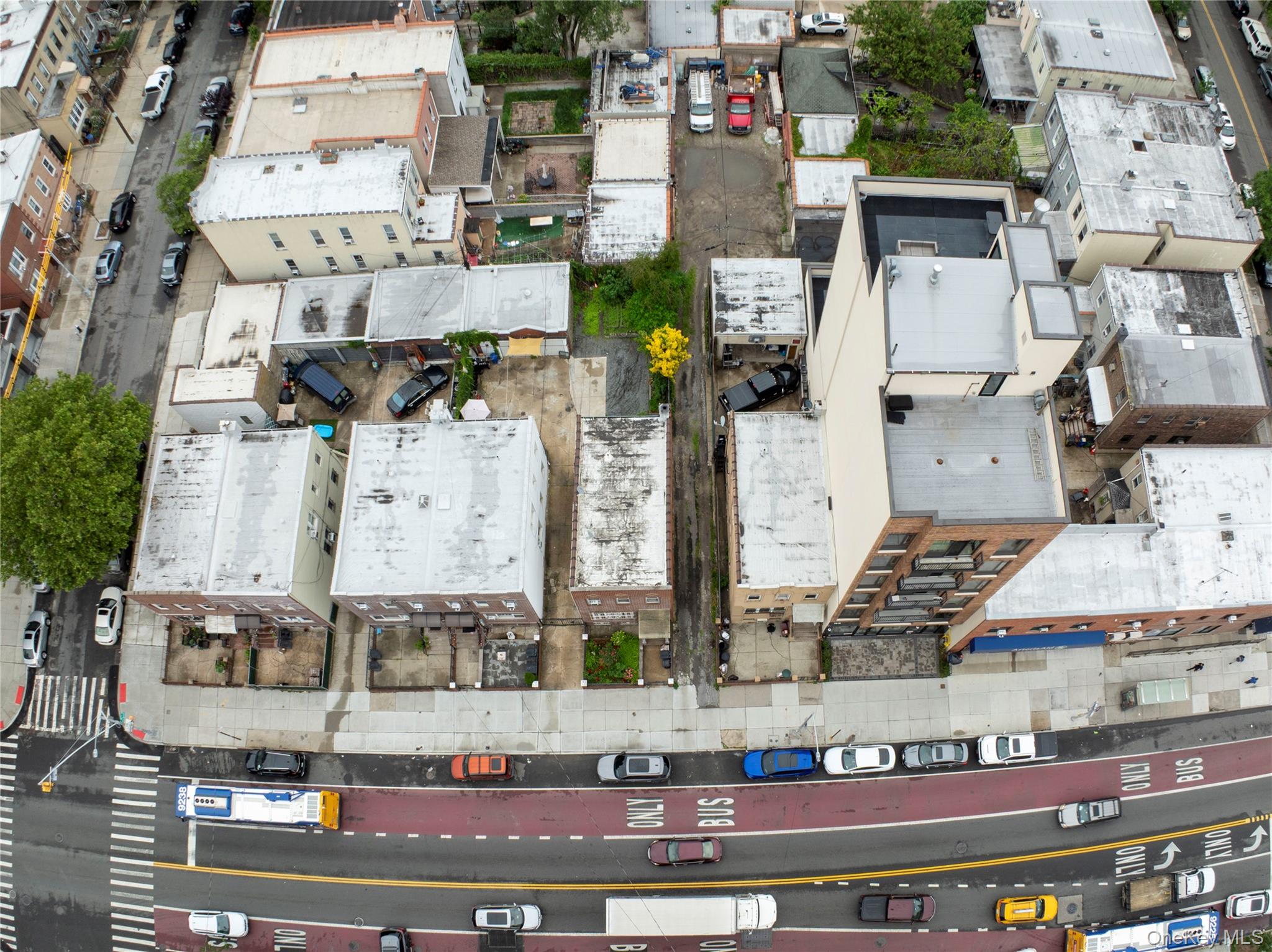 3014 21st Street, Astoria, NY 11103