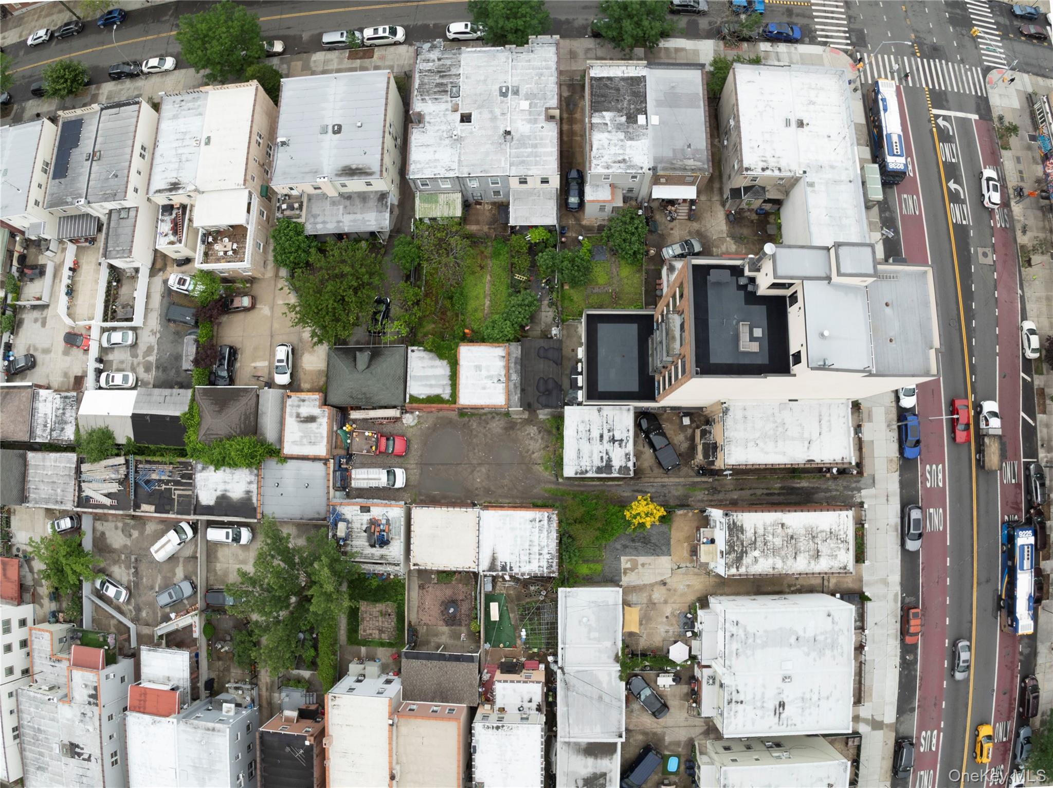 3014 21st Street, Astoria, NY 11103