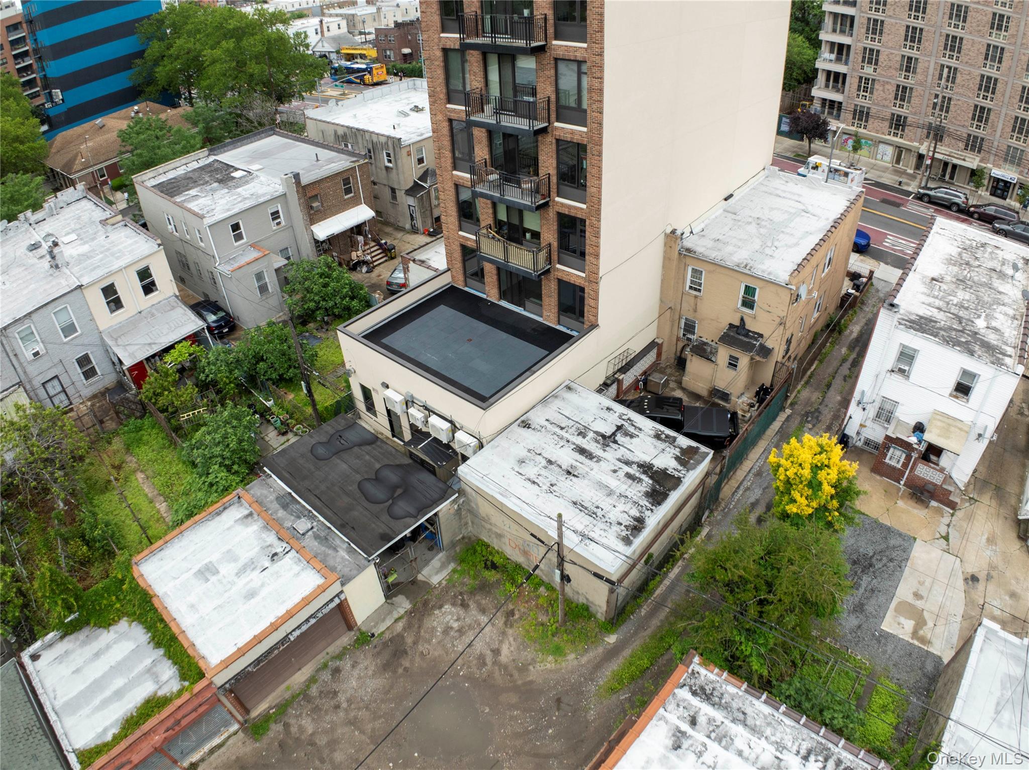 3014 21st Street, Astoria, NY 11103