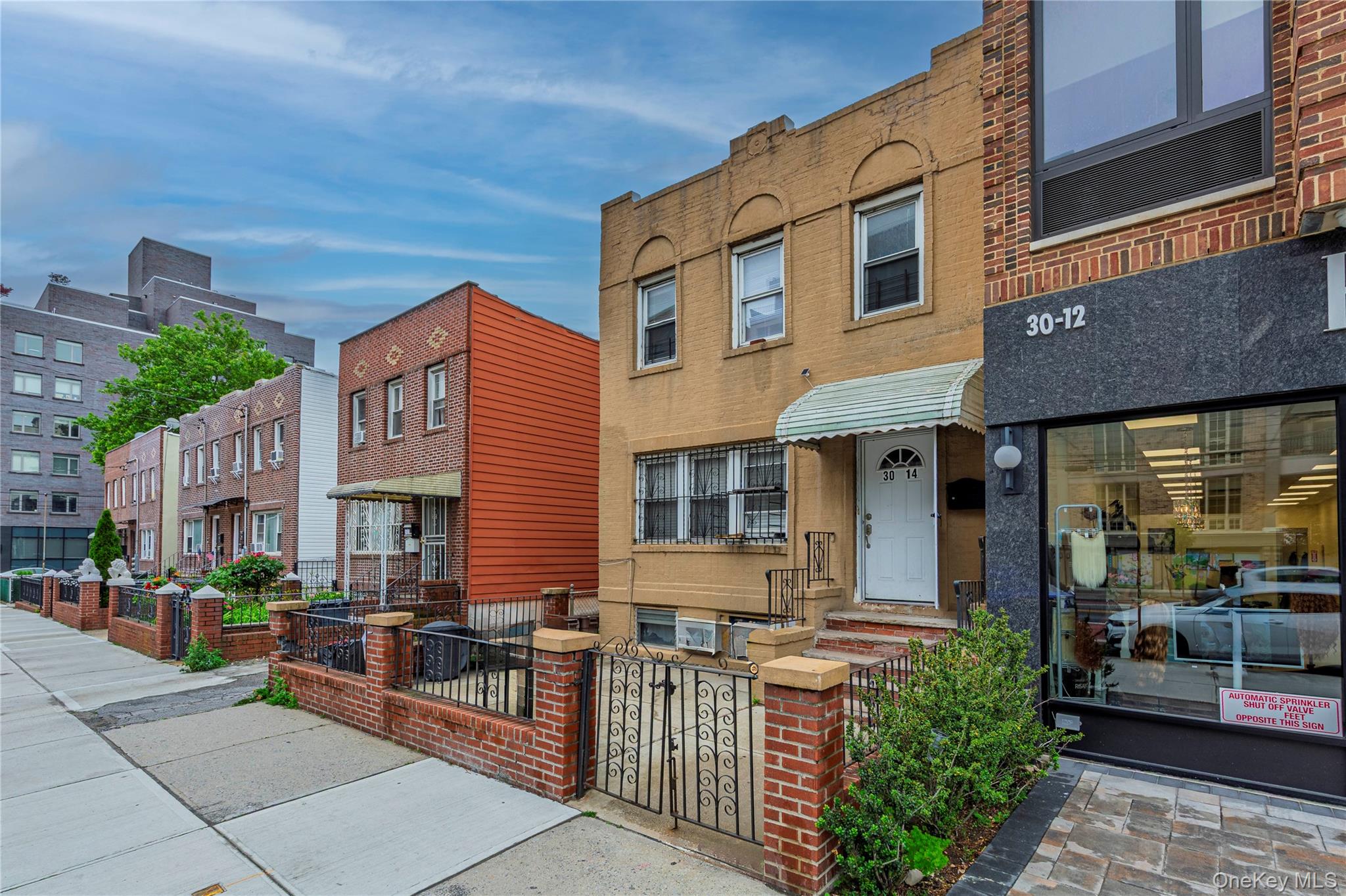 3014 21st Street, Astoria, NY 11103