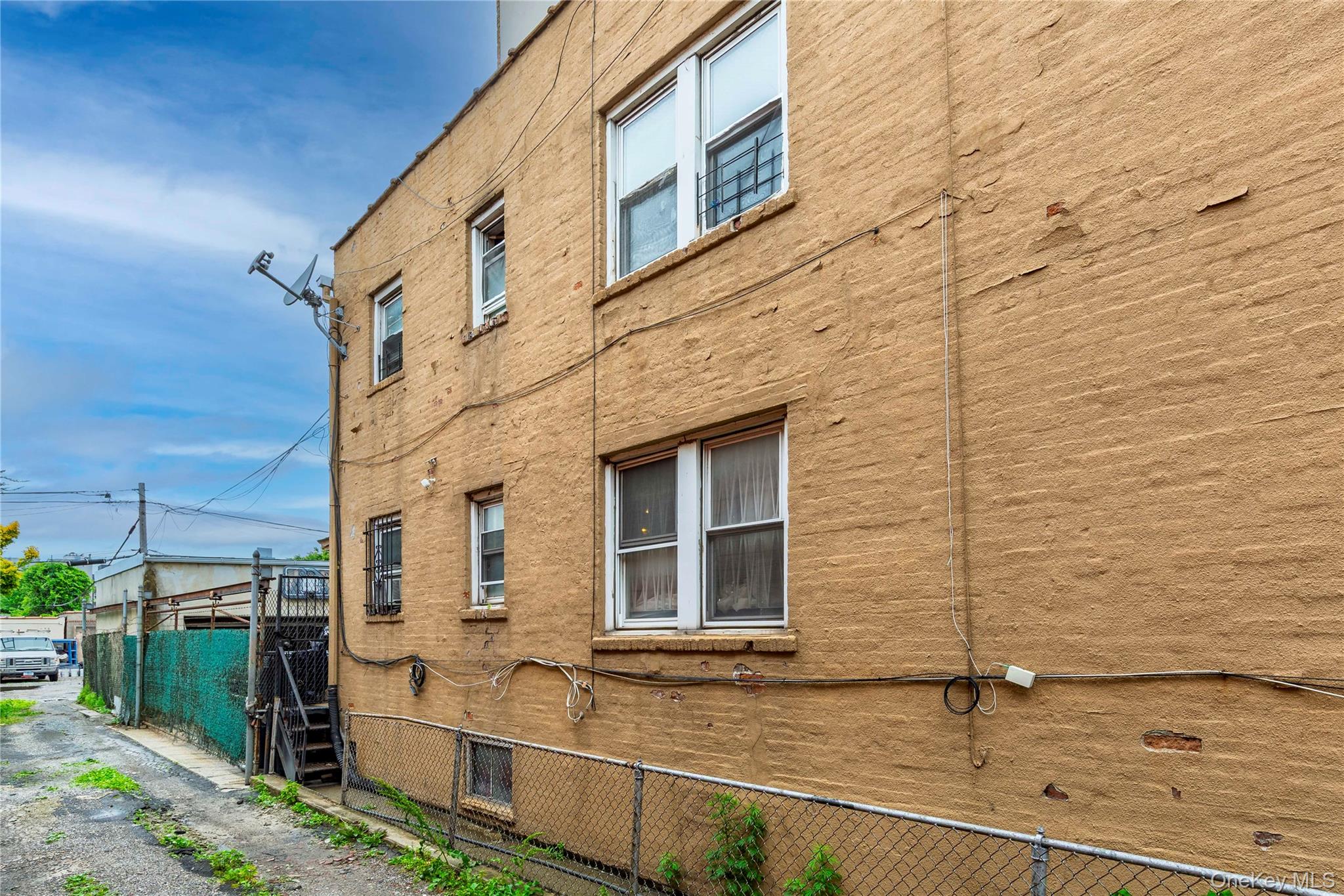 3014 21st Street, Astoria, NY 11103