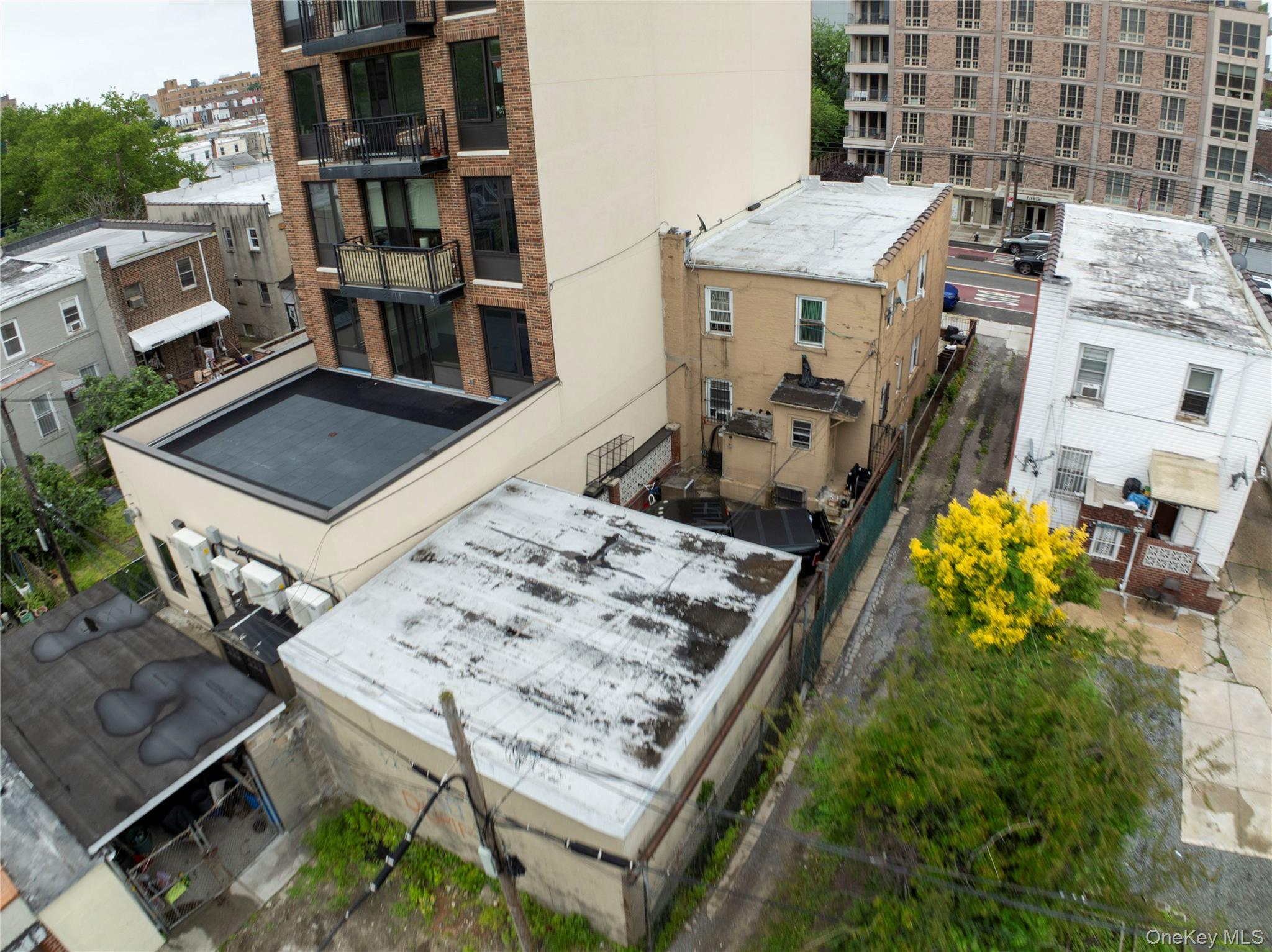 3014 21st Street, Astoria, NY 11103