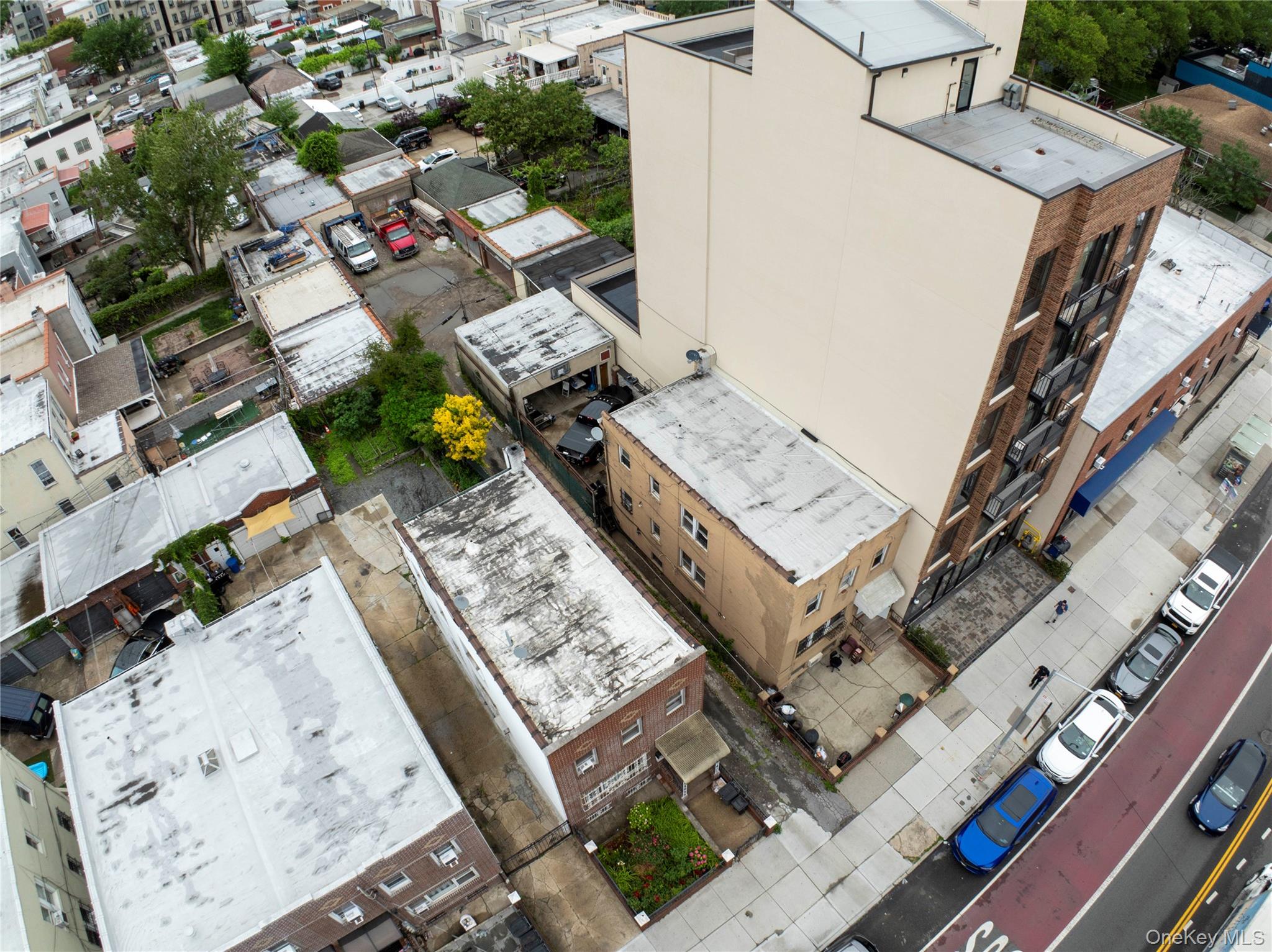 3014 21st Street, Astoria, NY 11103