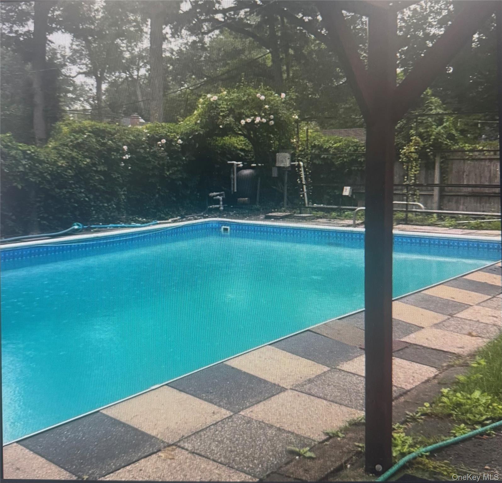 163 Scarcliffe Drive, Malverne, NY 11565