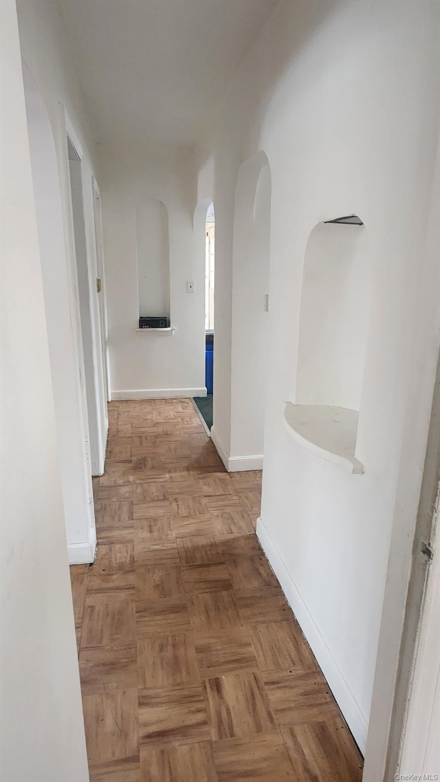 163 Scarcliffe Drive, Malverne, NY 11565