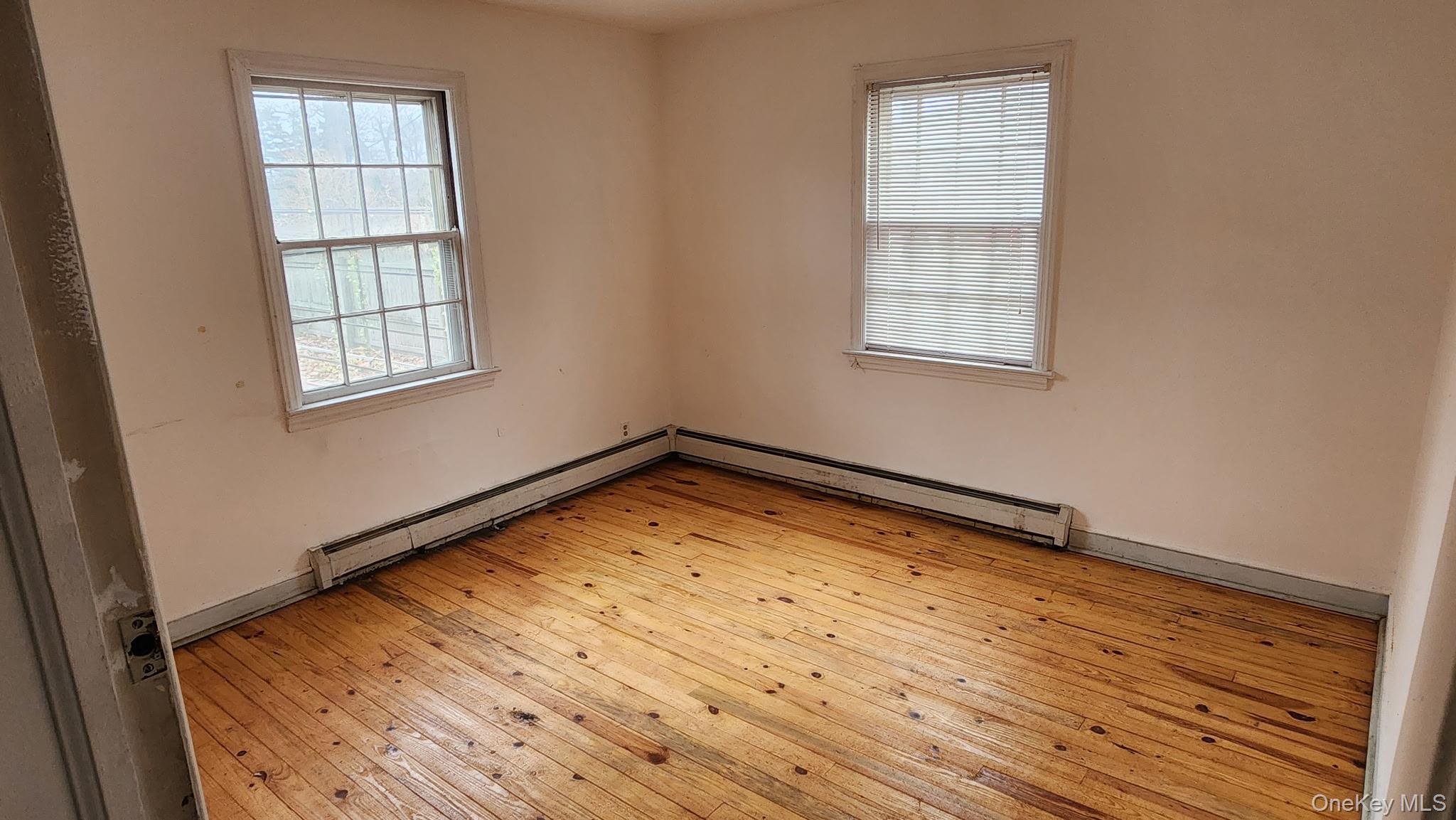 163 Scarcliffe Drive, Malverne, NY 11565