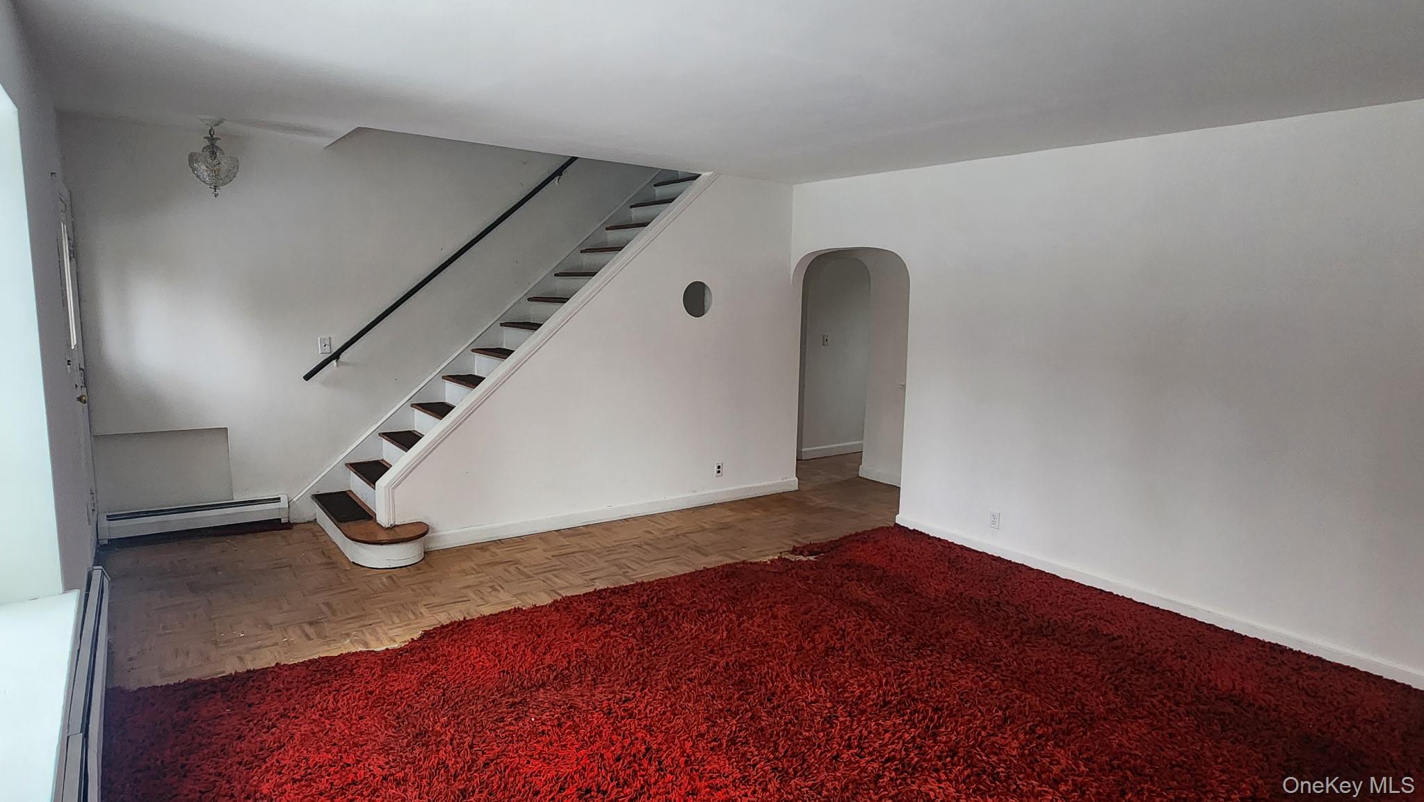 163 Scarcliffe Drive, Malverne, NY 11565