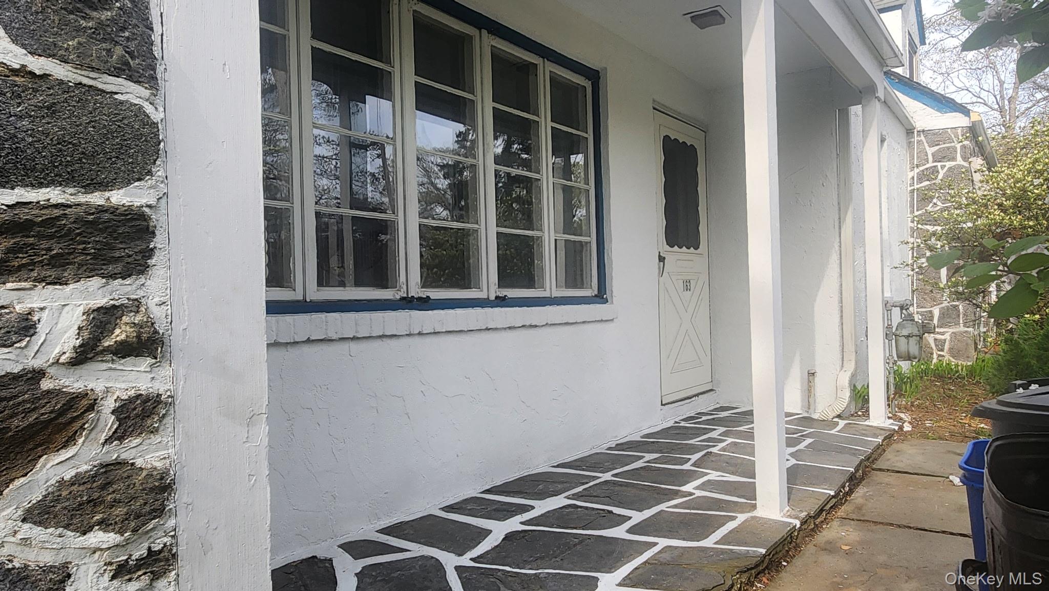 163 Scarcliffe Drive, Malverne, NY 11565