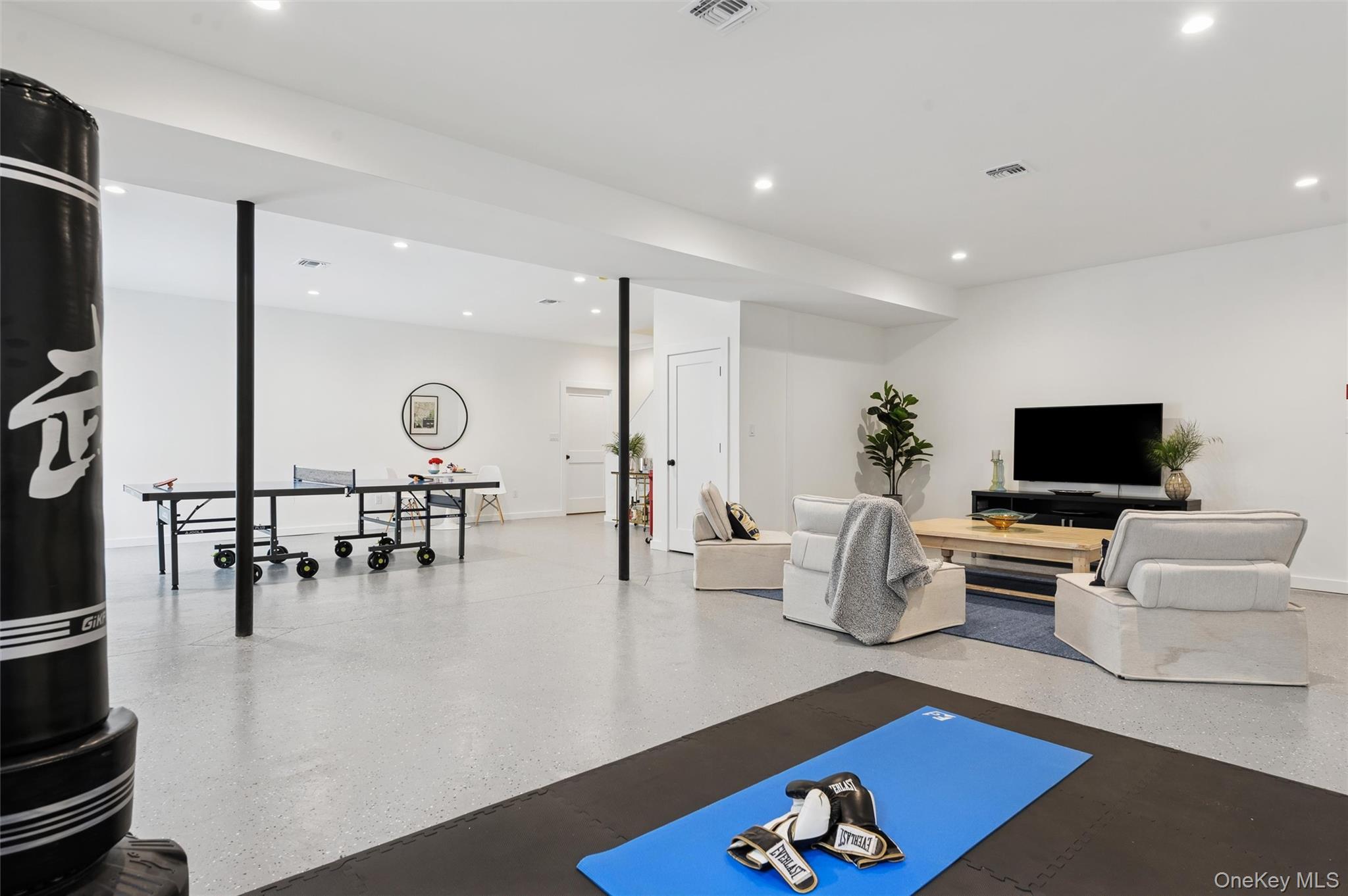 57 Newtown Road, Hampton Bays, NY 11946