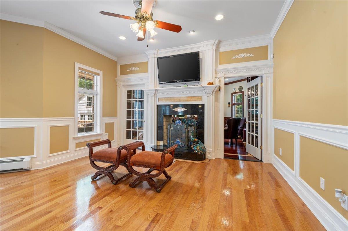 135 Millet Street N, Dix Hills, NY 11746