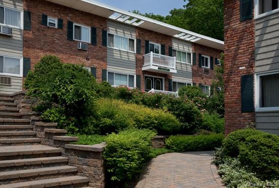 427 Main Street # 427-f, Northport, NY 11768