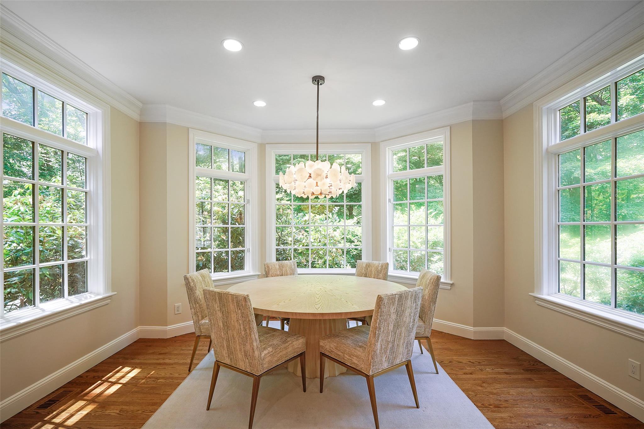 28 Stone Paddock Place, Bedford, NY 10506