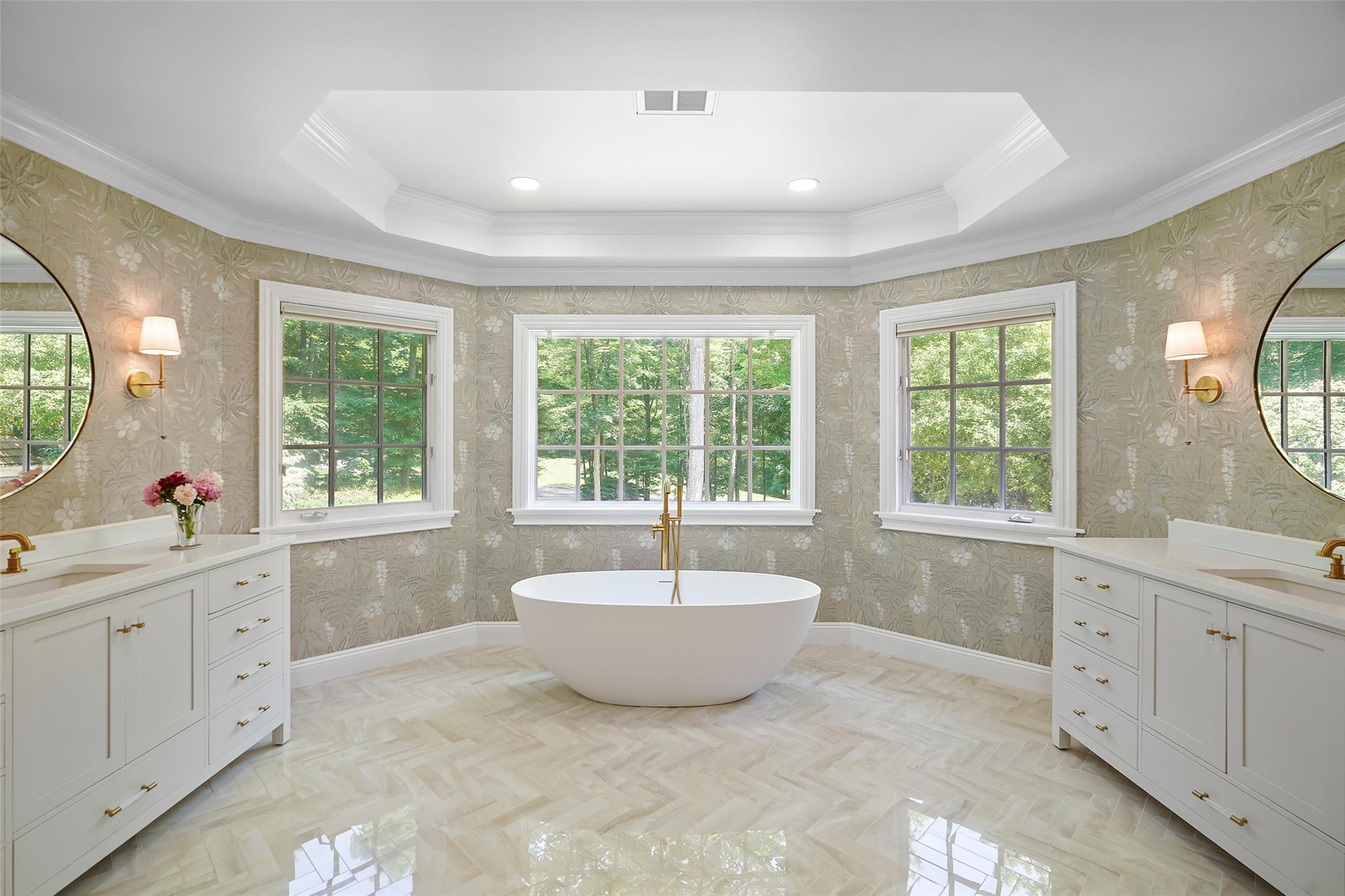 28 Stone Paddock Place, Bedford, NY 10506