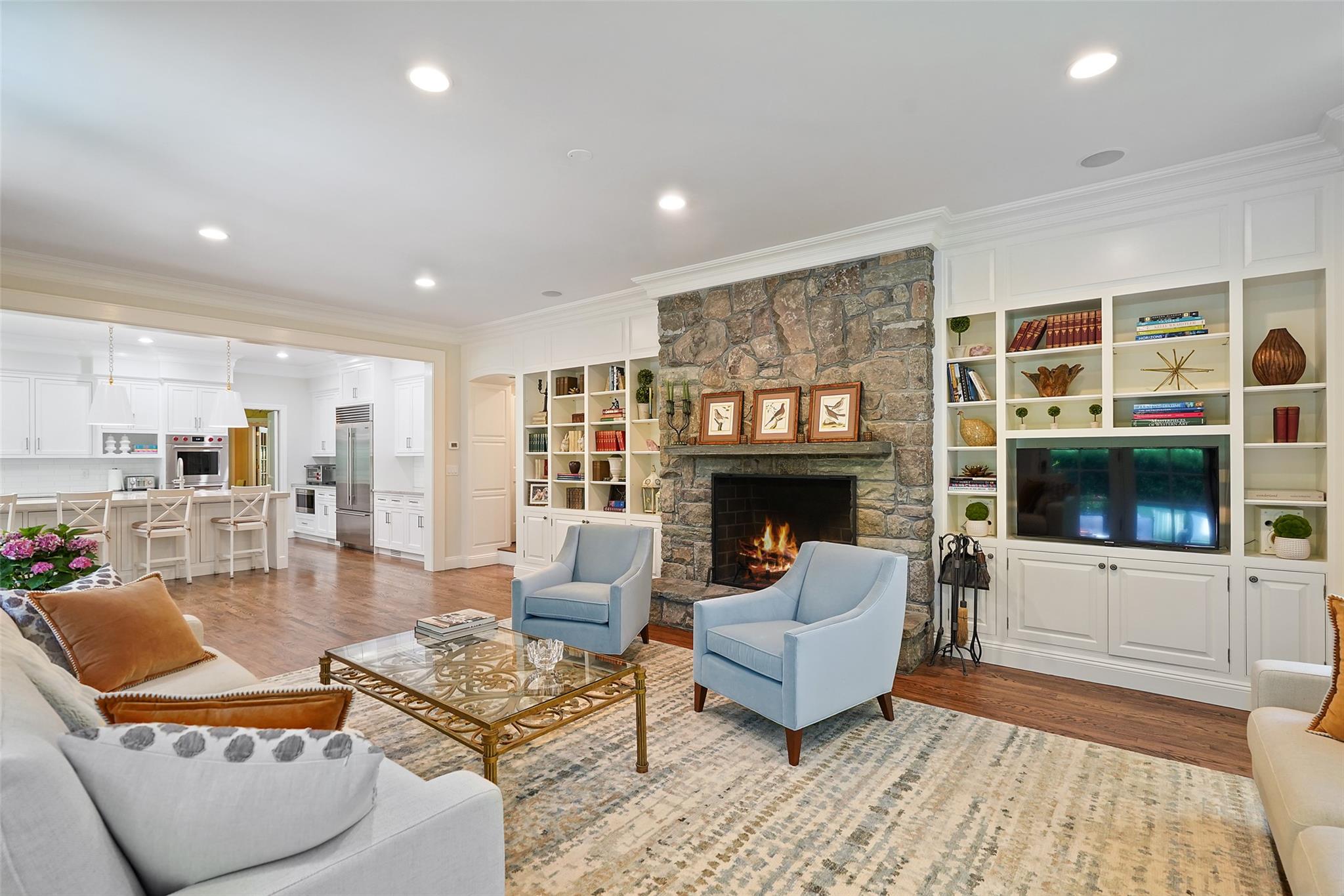 28 Stone Paddock Place, Bedford, NY 10506