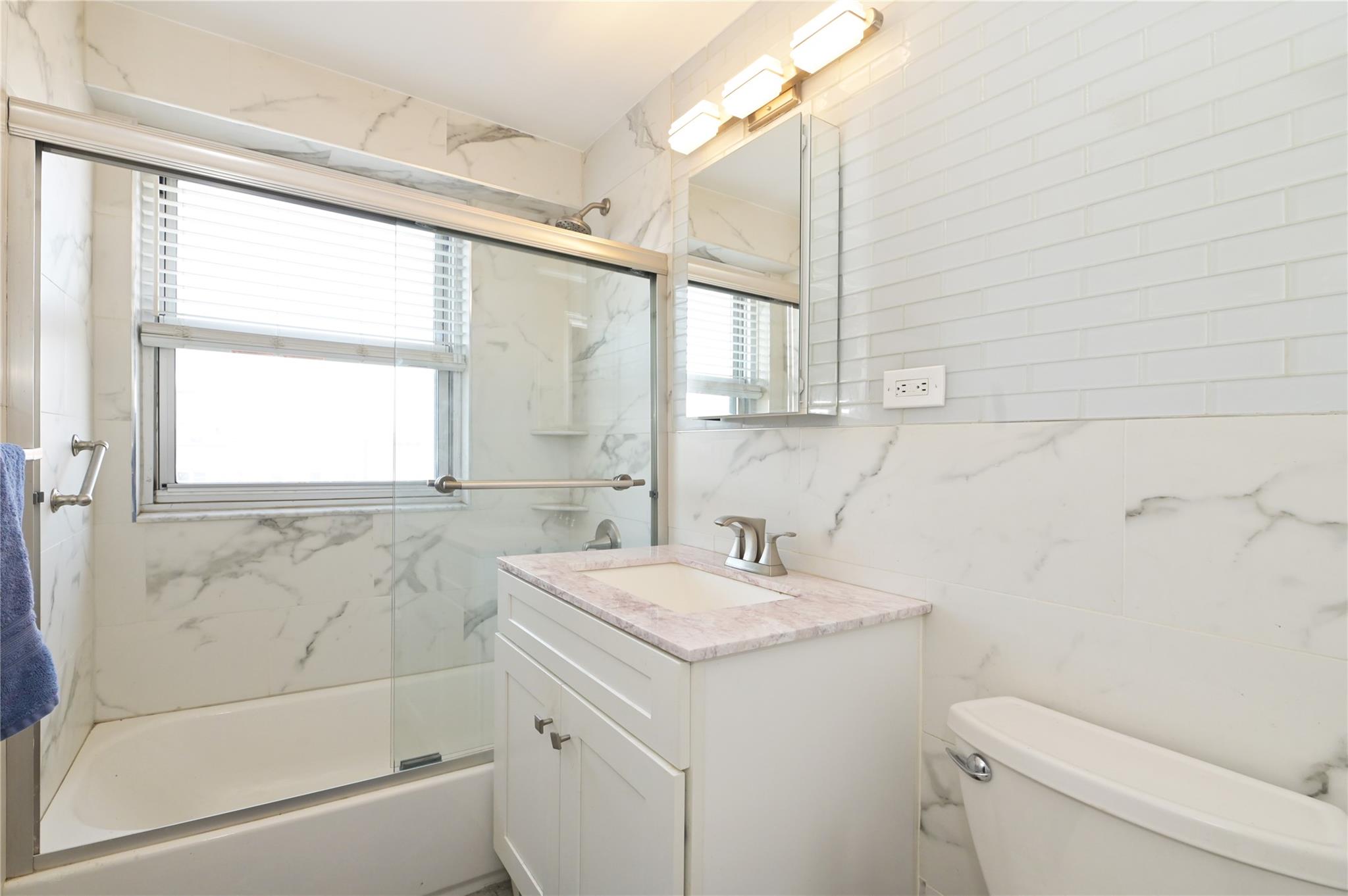 110-11 Queens Boulevard # 8H, Forest Hills, NY 11375