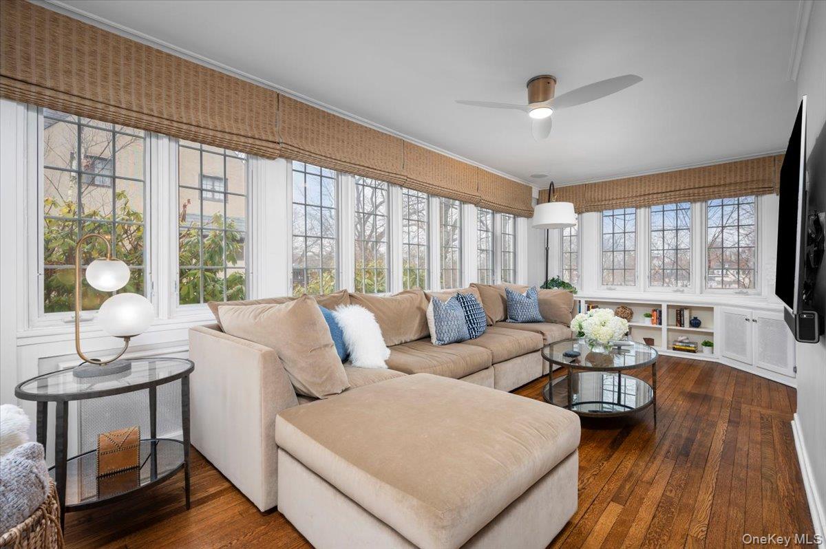 115 Cliff Avenue, Pelham, NY 10803