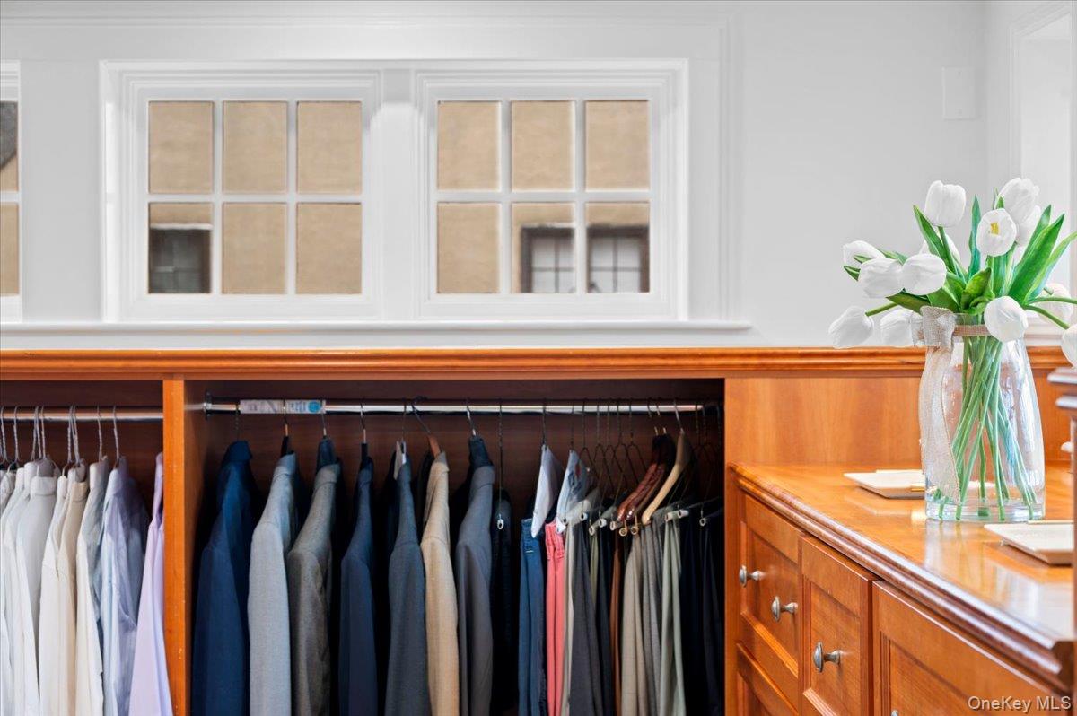 115 Cliff Avenue, Pelham, NY 10803