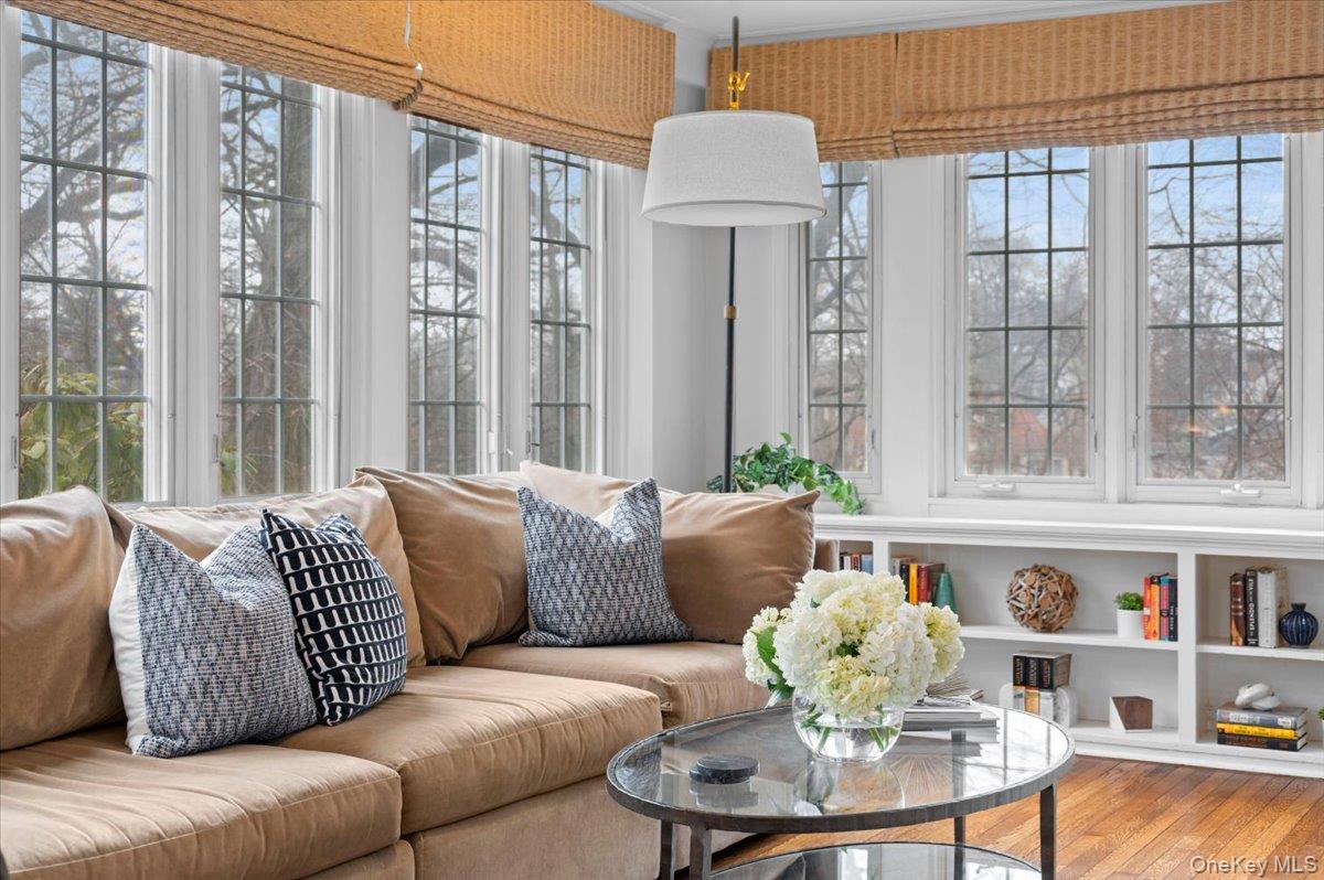 115 Cliff Avenue, Pelham, NY 10803