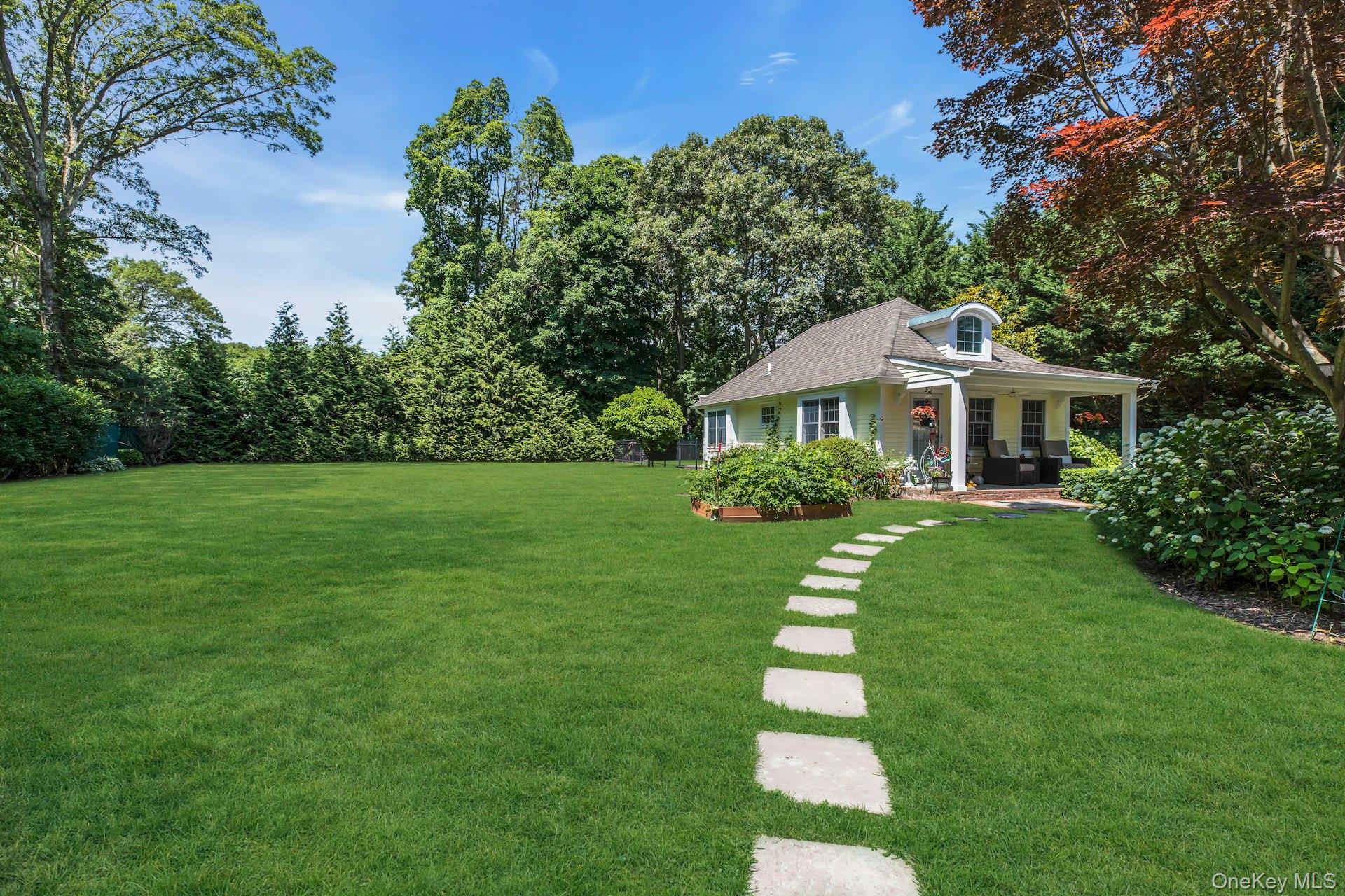 120 Cambon Avenue, Saint James, NY 11780