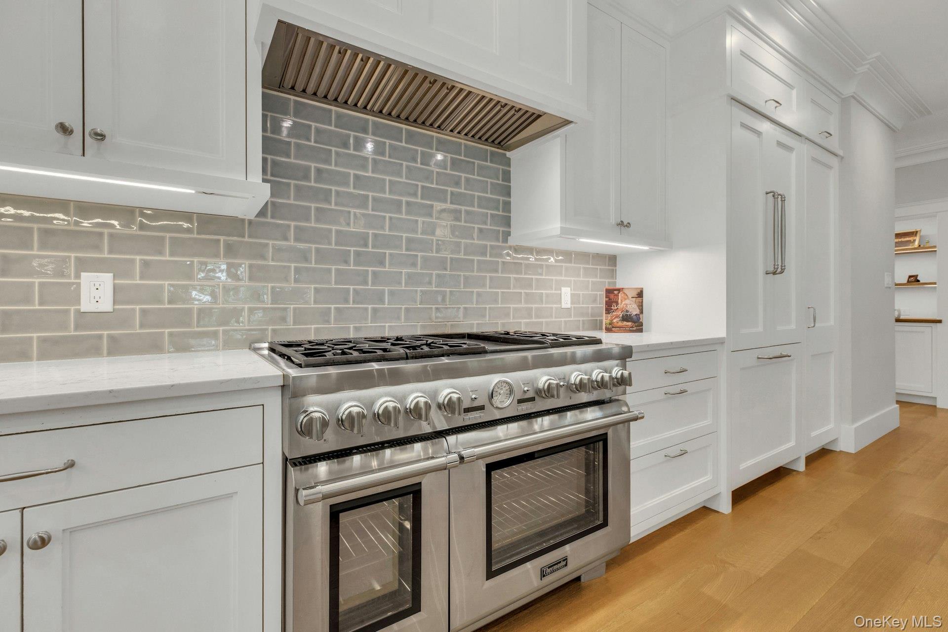 120 Cambon Avenue, Saint James, NY 11780