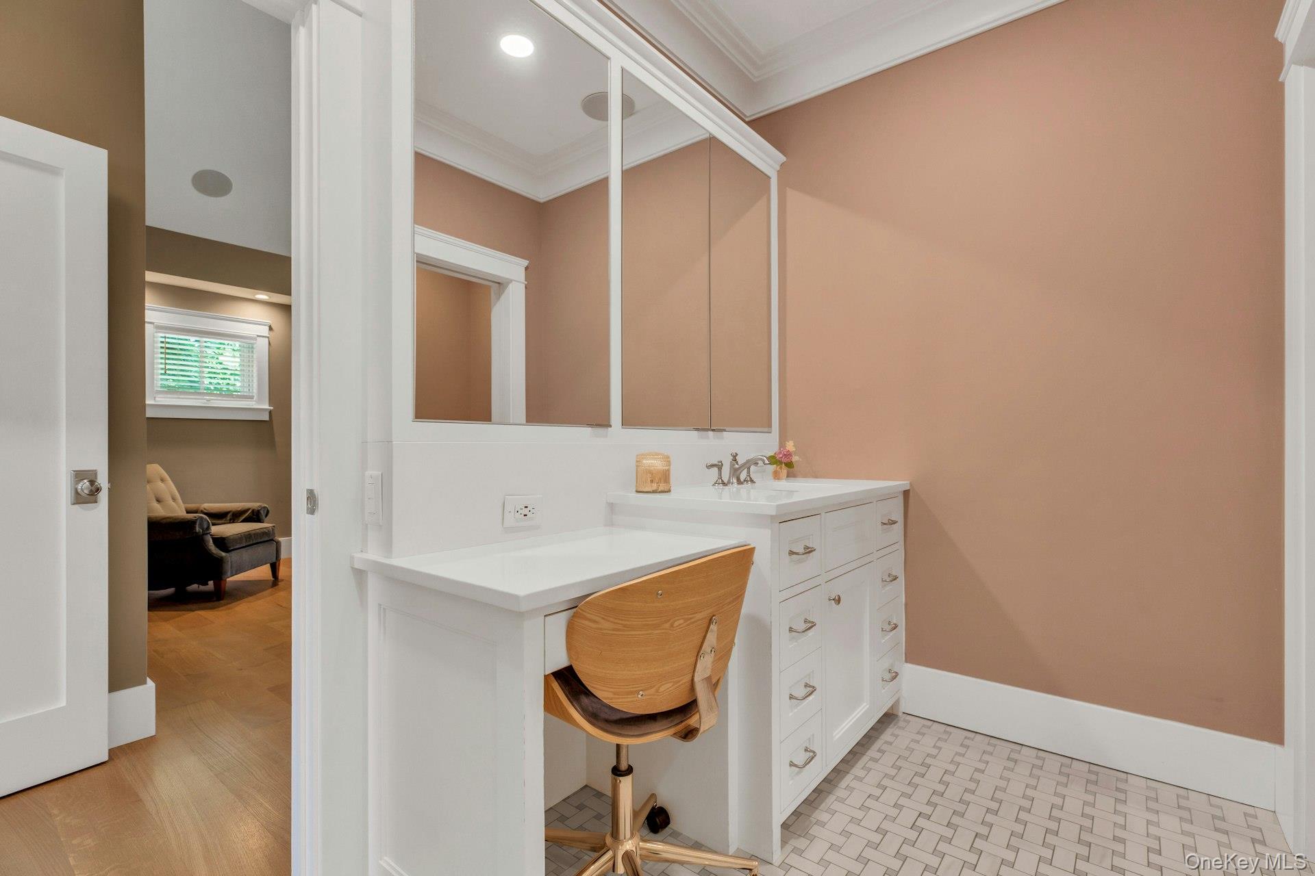 120 Cambon Avenue, Saint James, NY 11780