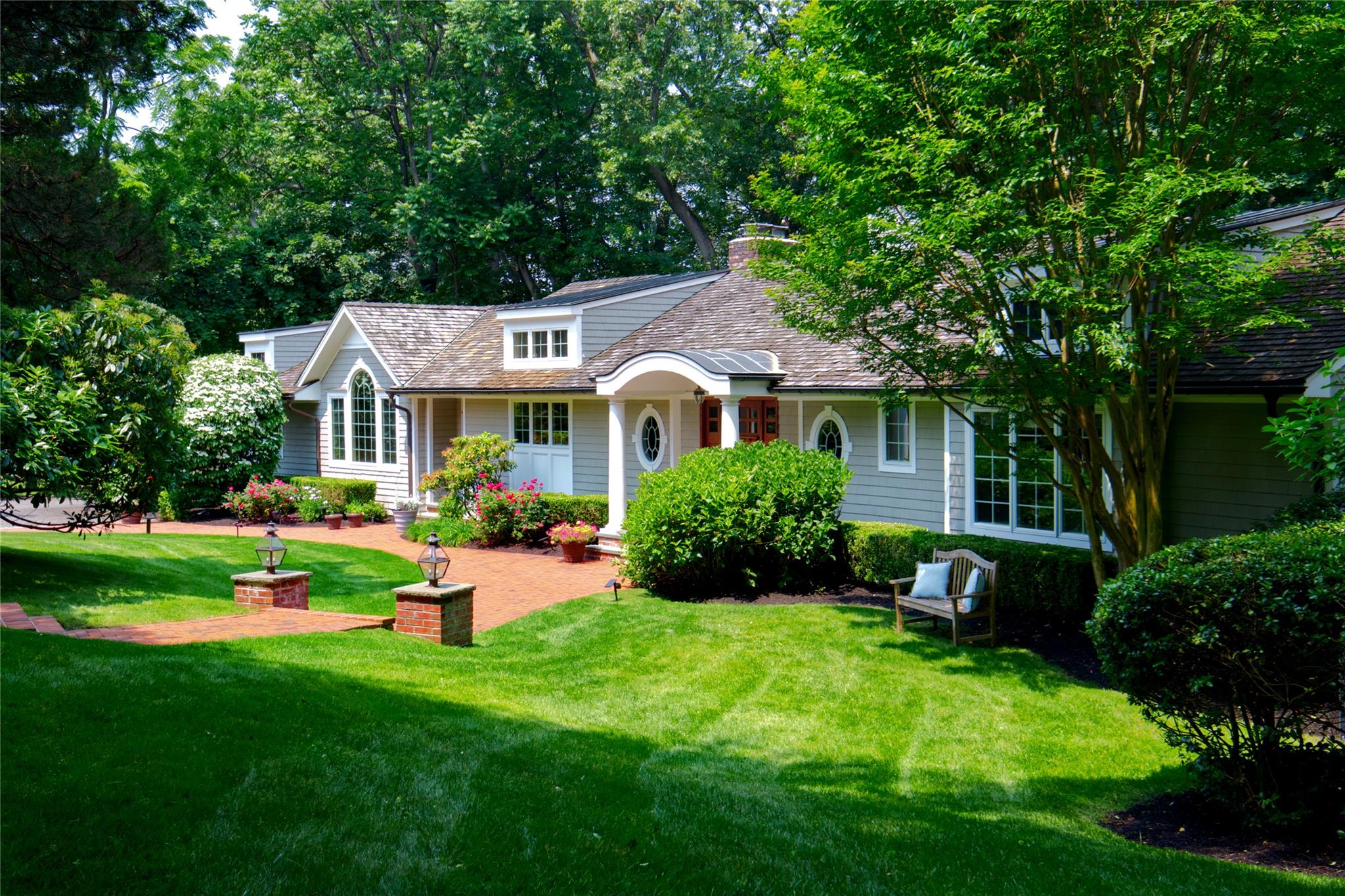 100 Gristmill Lane, Manhasset, NY 11030