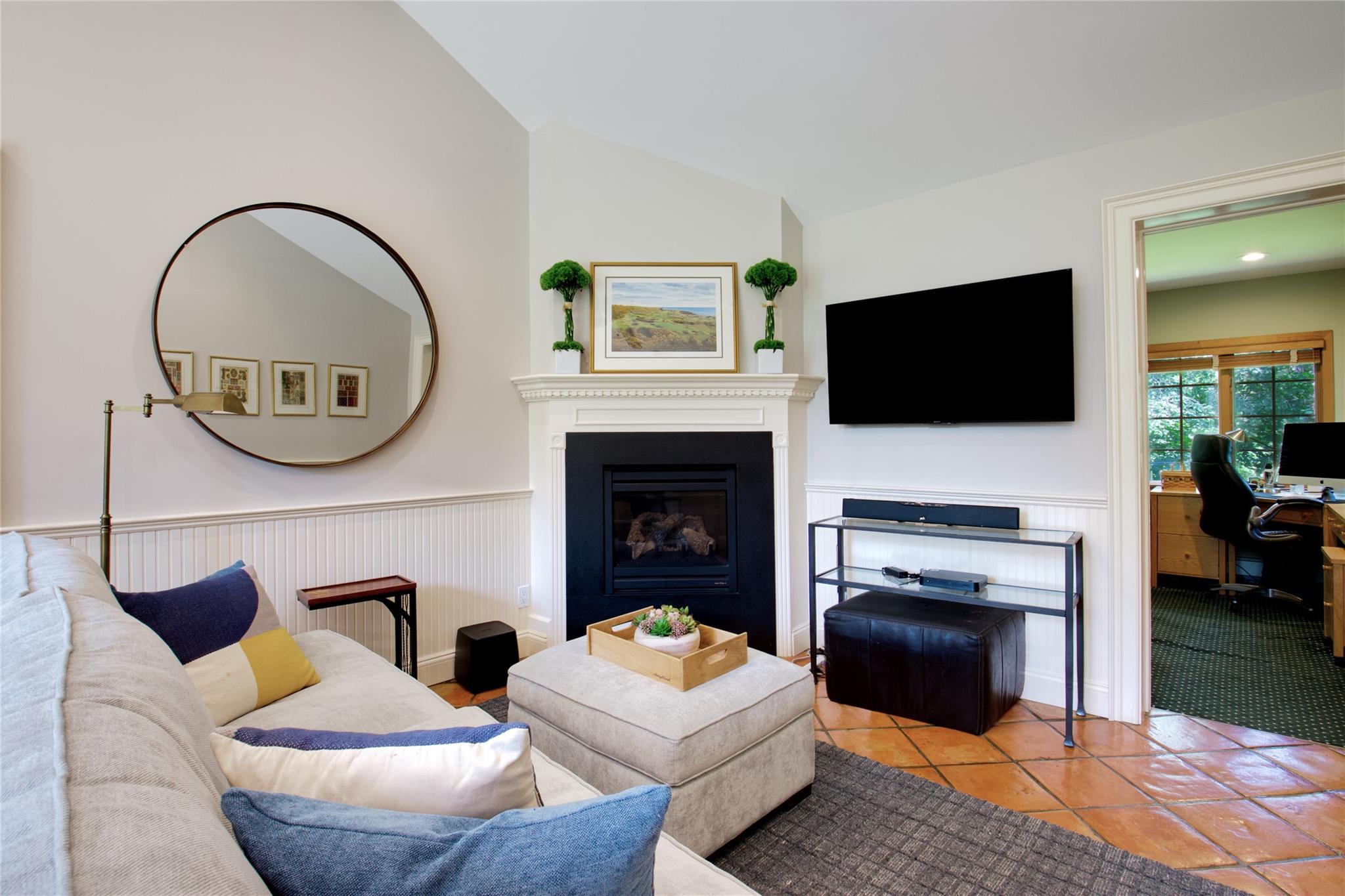 100 Gristmill Lane, Manhasset, NY 11030