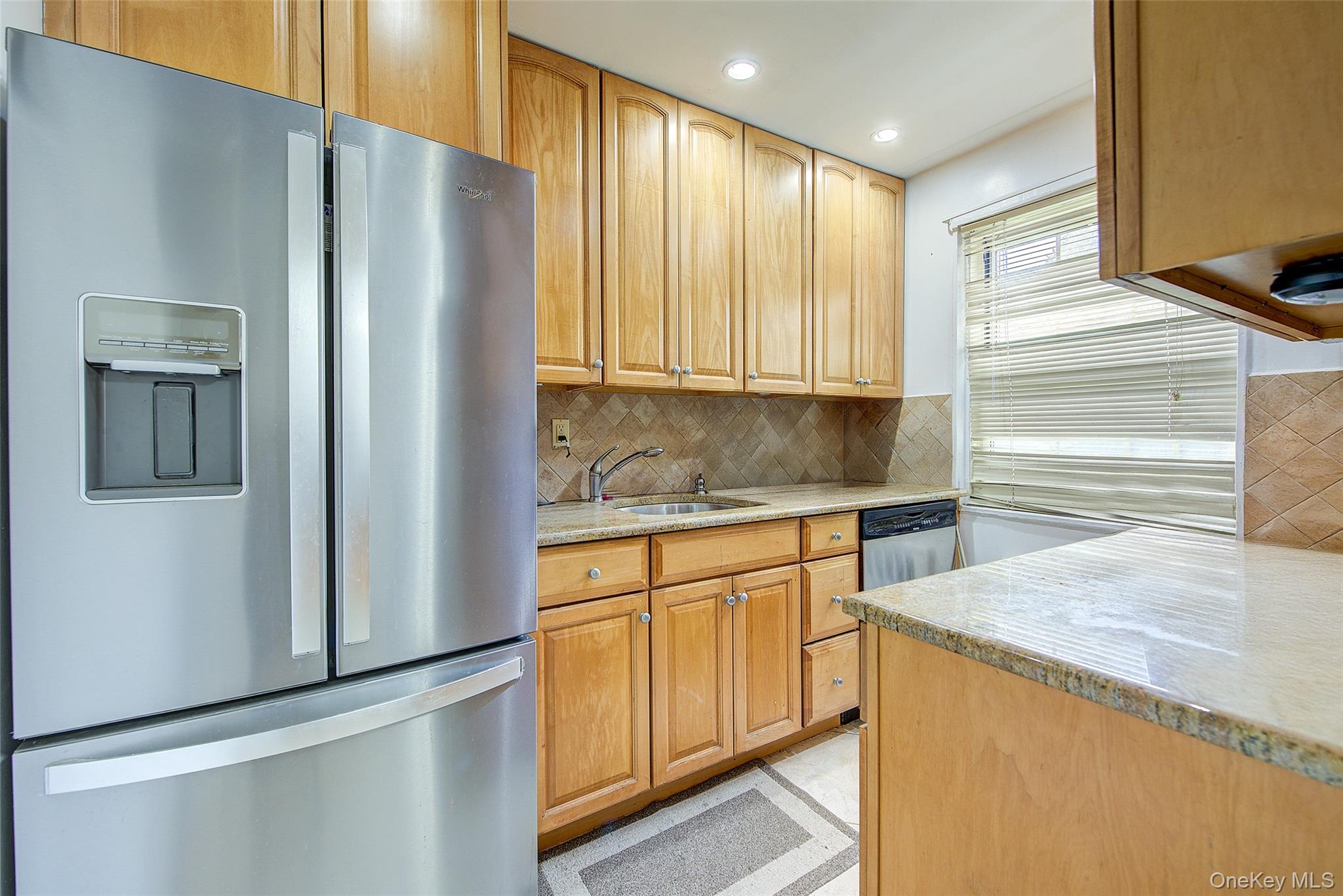 211-19A 73 Avenue # Lower, Oakland Gardens, NY 11364