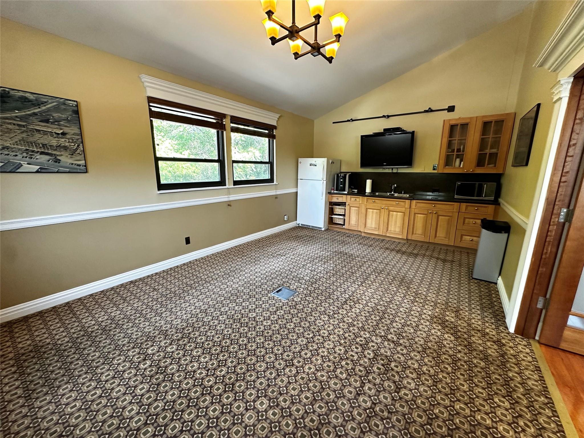 99 Lafayette Avenue, White Plains, NY 10603