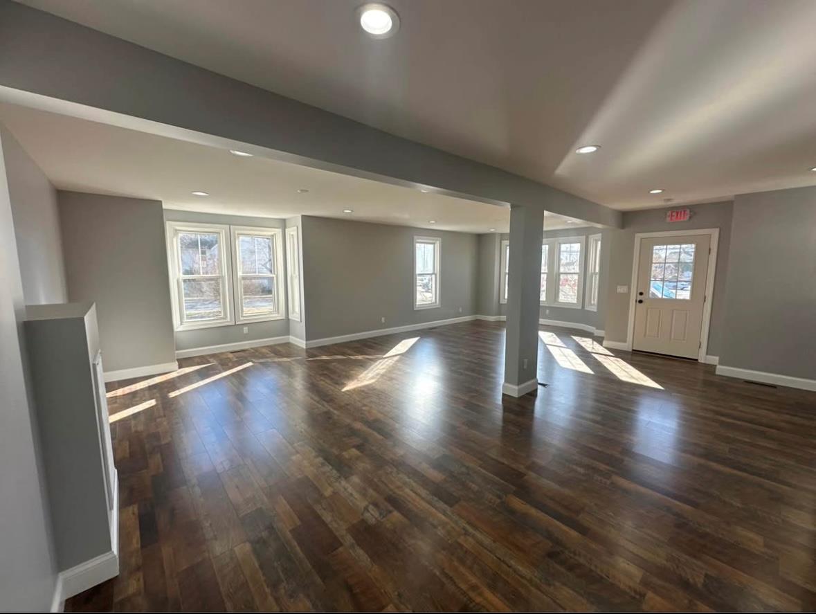 49 Landing Avenue # 1, Smithtown, NY 11787