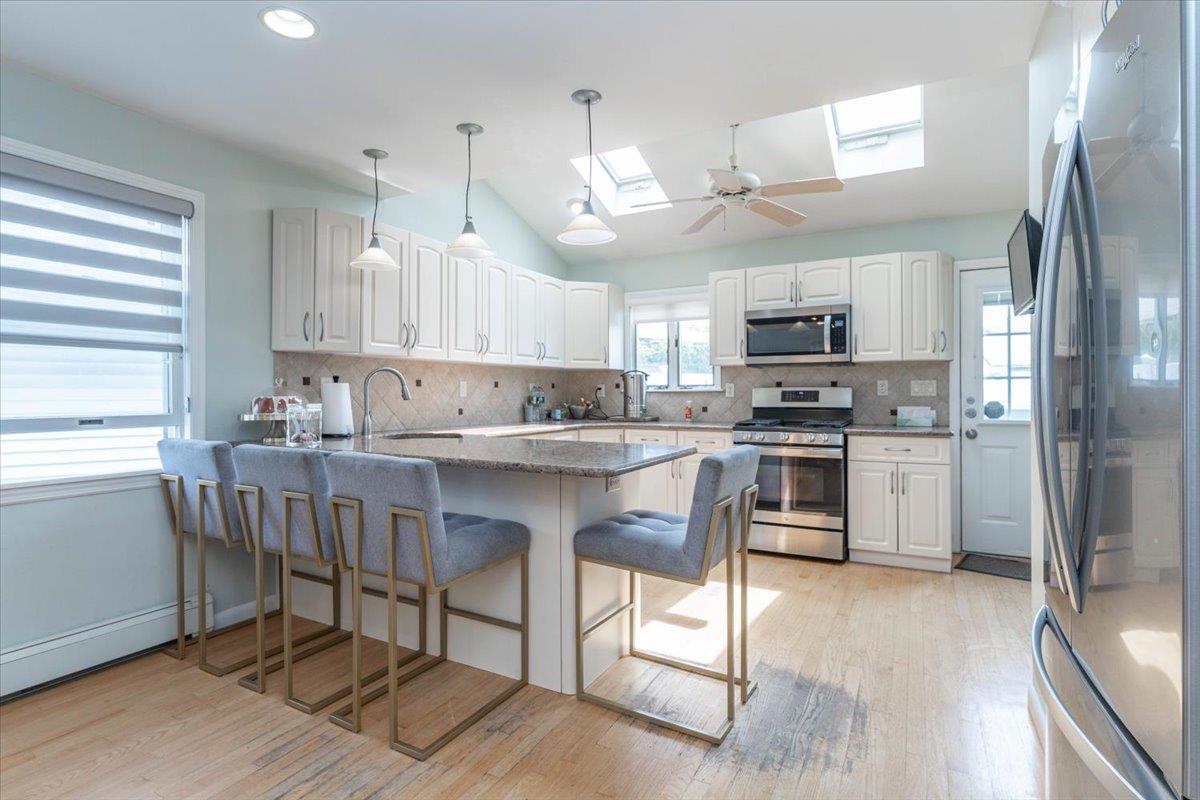 143 Davis Avenue, Inwood, NY 11096