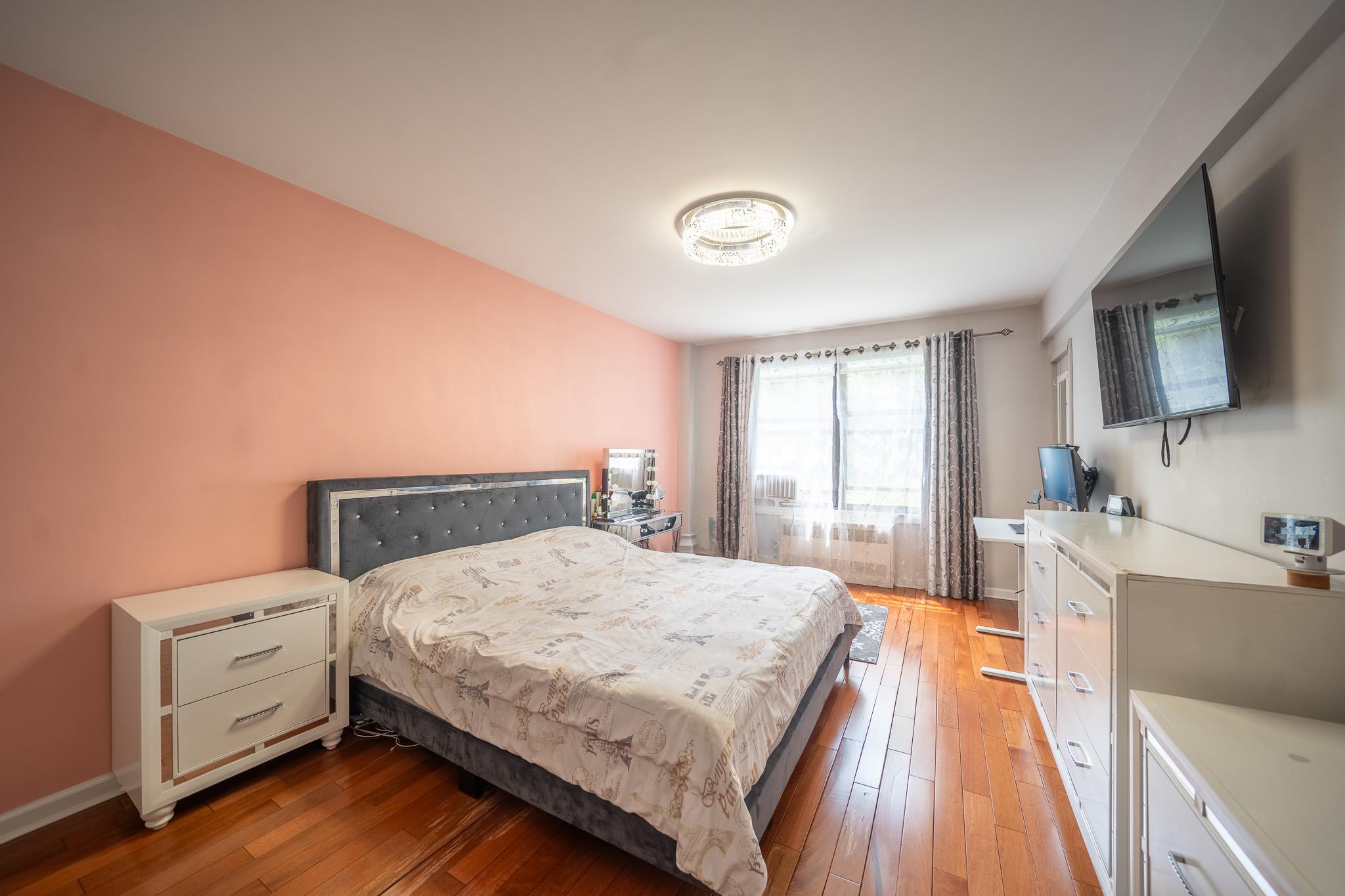 98-40 64th Avenue # 1B, Rego Park, NY 11374
