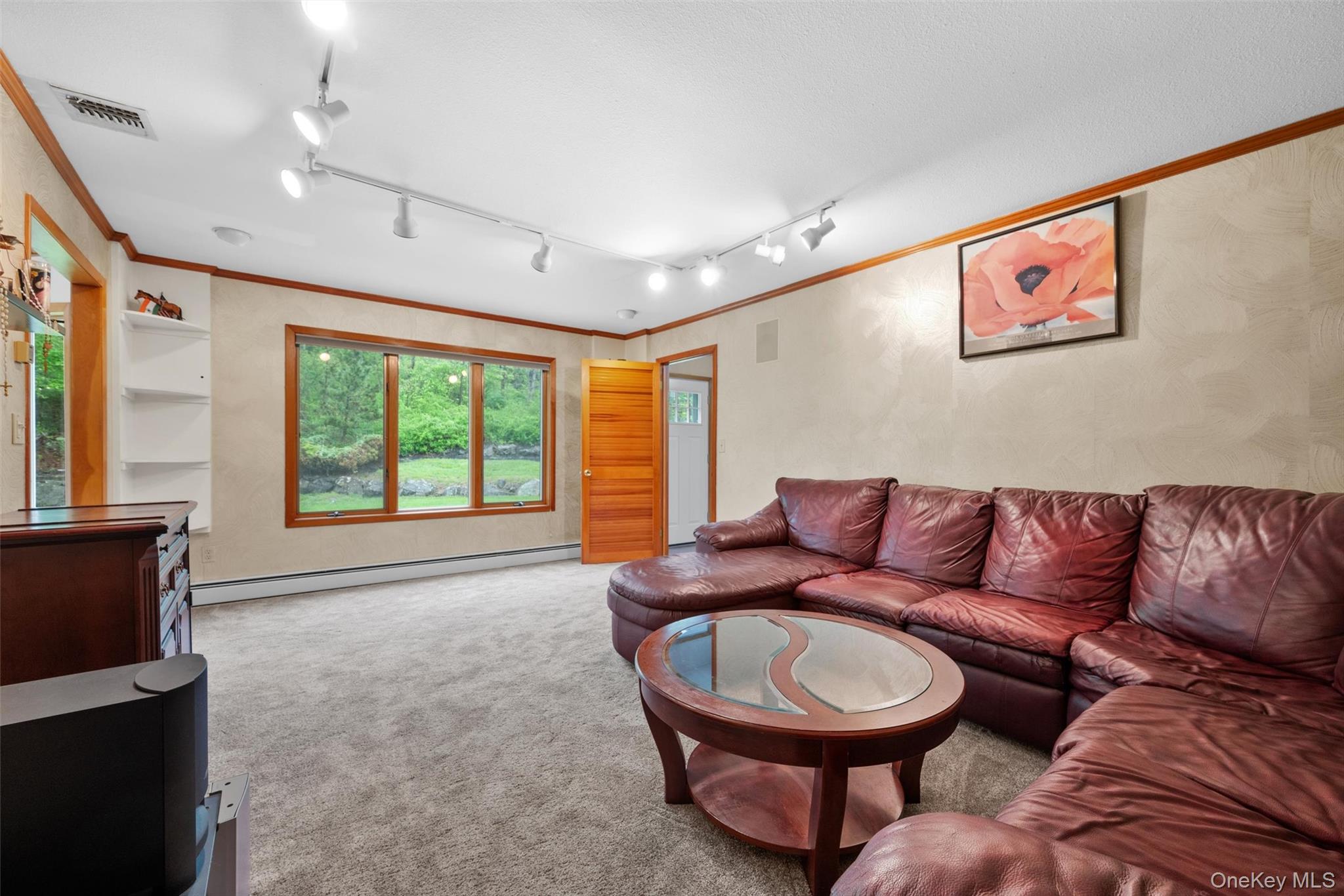 1 Blue Sky Drive, Suffern, NY 10901