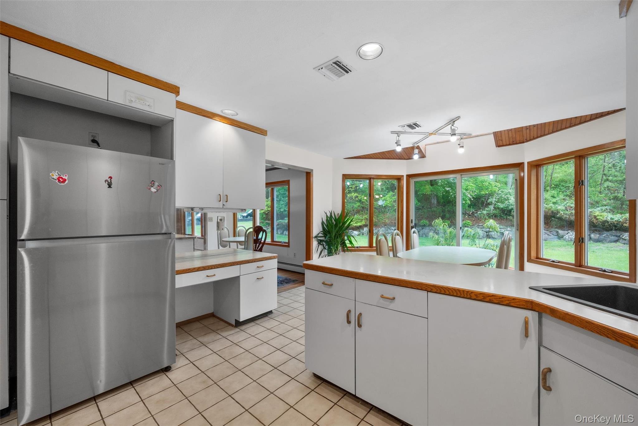 1 Blue Sky Drive, Suffern, NY 10901