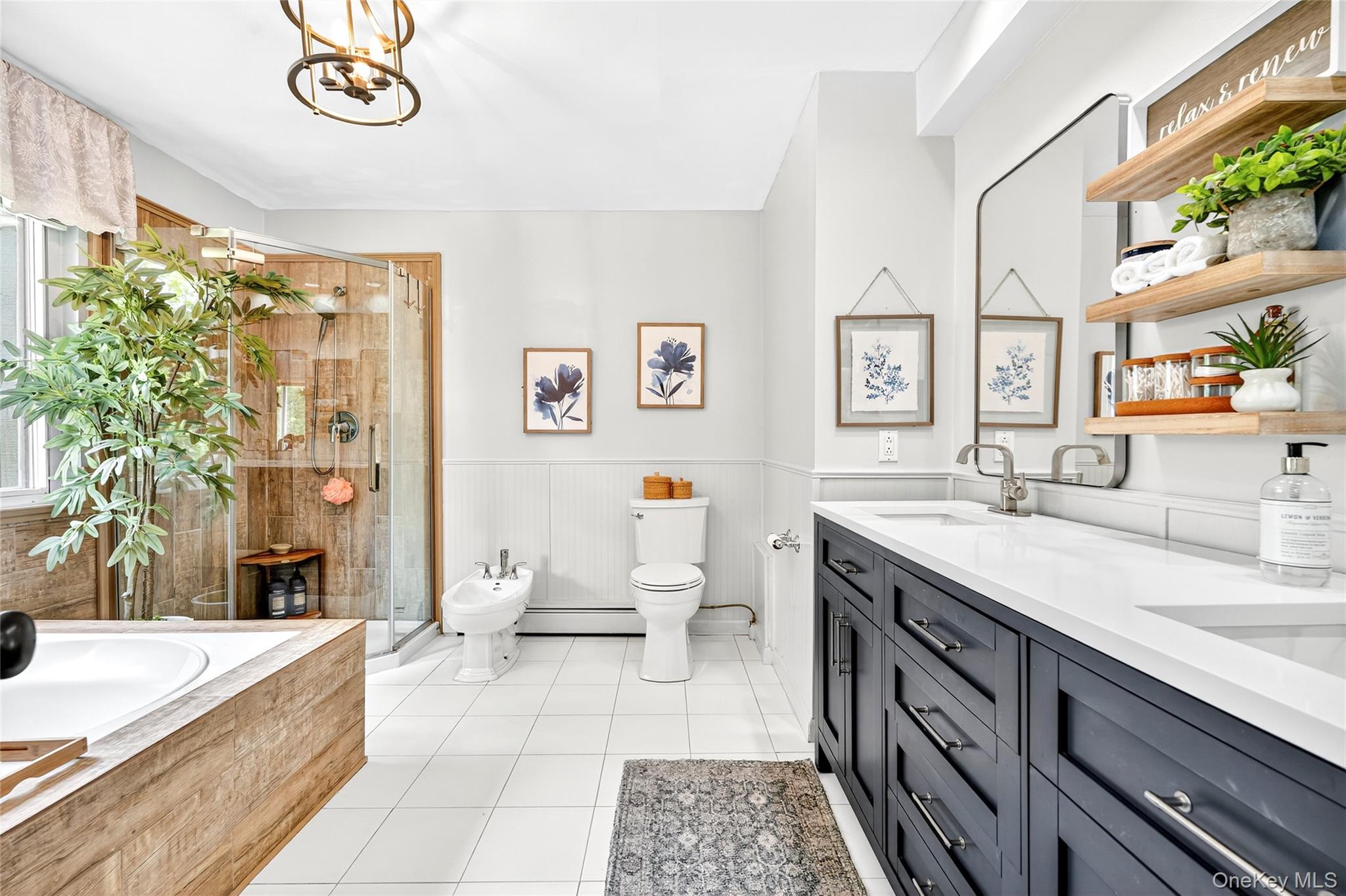 4 S Hill Road, Tomkins Cove, NY 10986