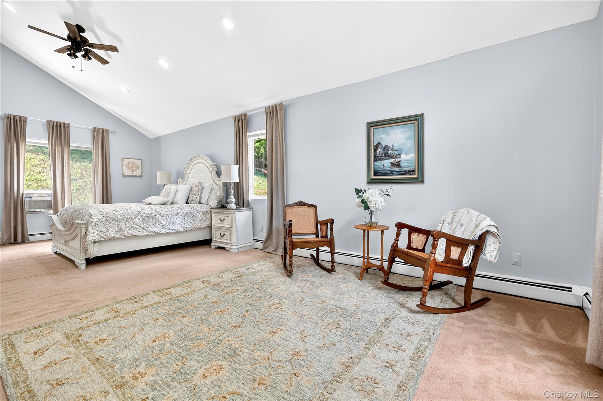 4 S Hill Road, Tomkins Cove, NY 10986