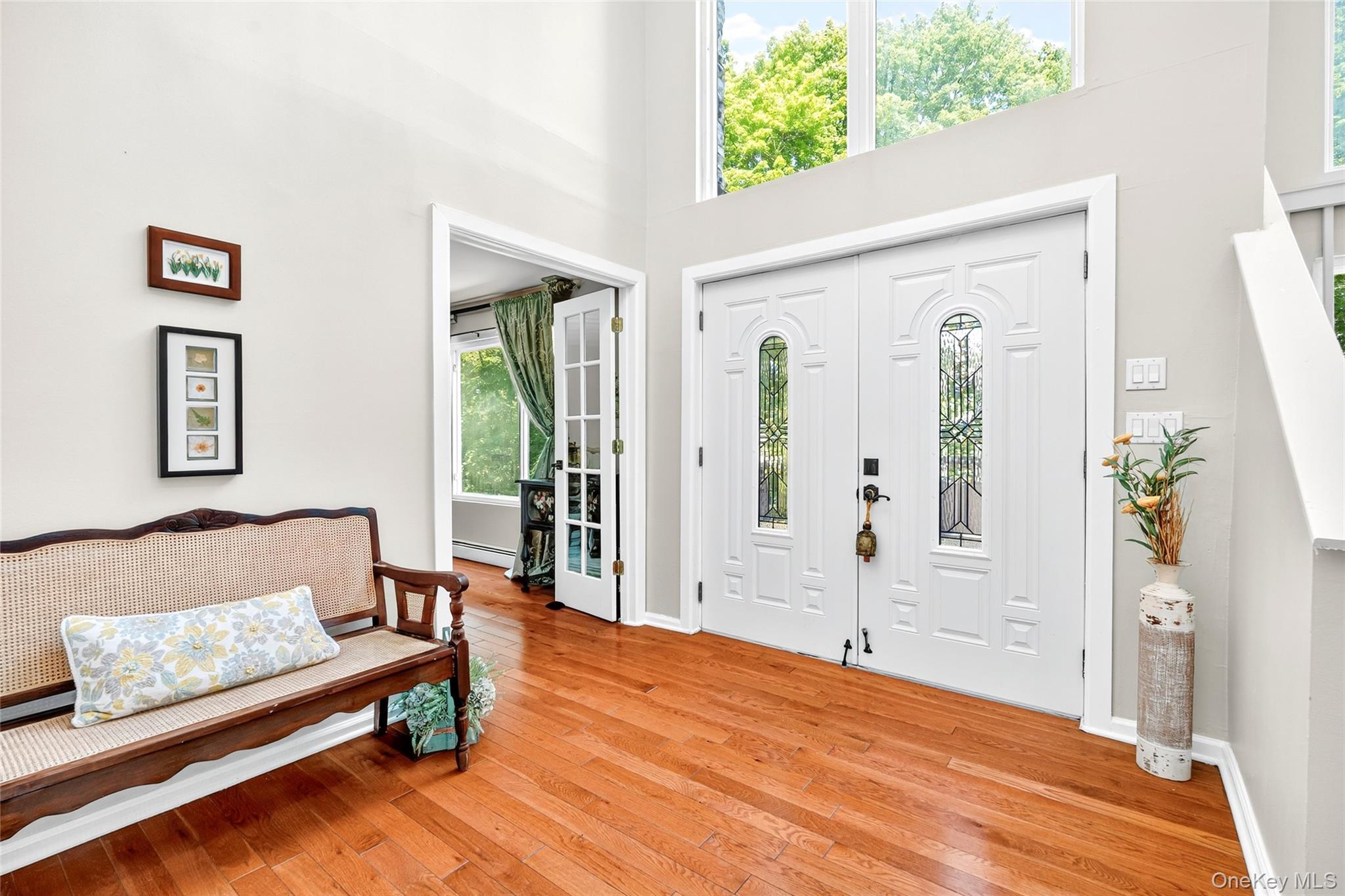 4 S Hill Road, Tomkins Cove, NY 10986