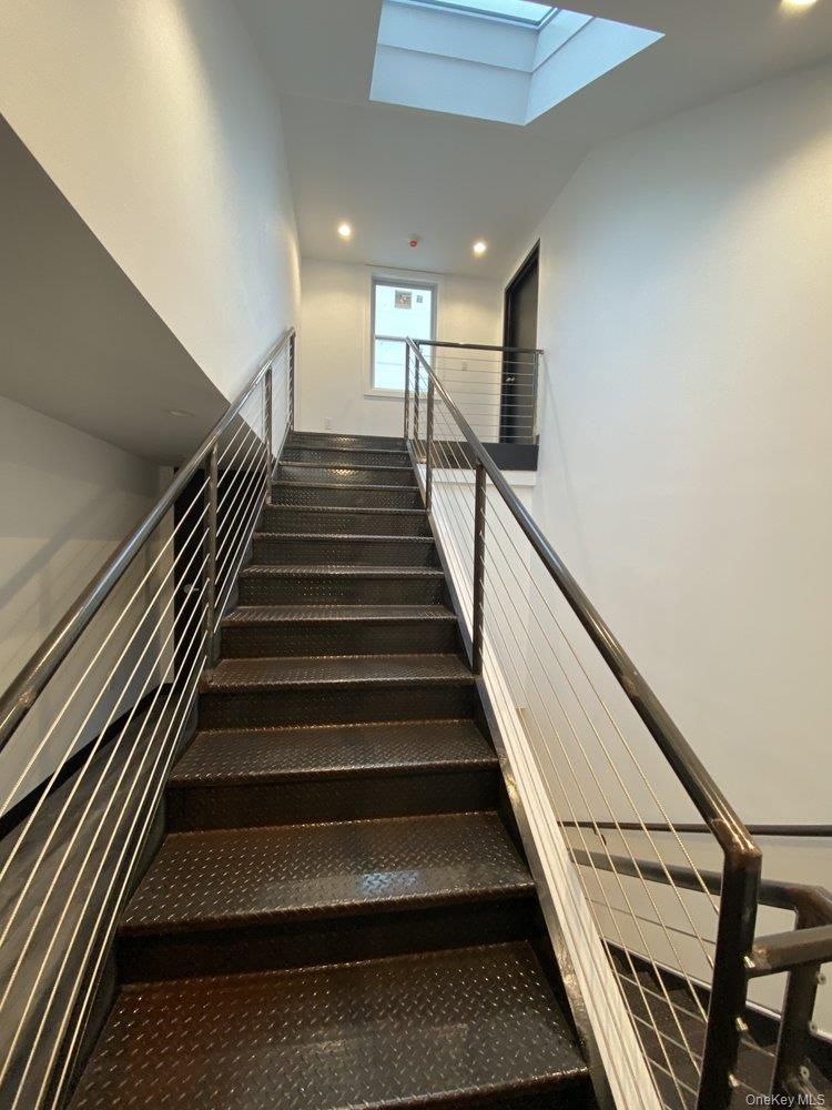 15 School Street, Yonkers, NY 10701