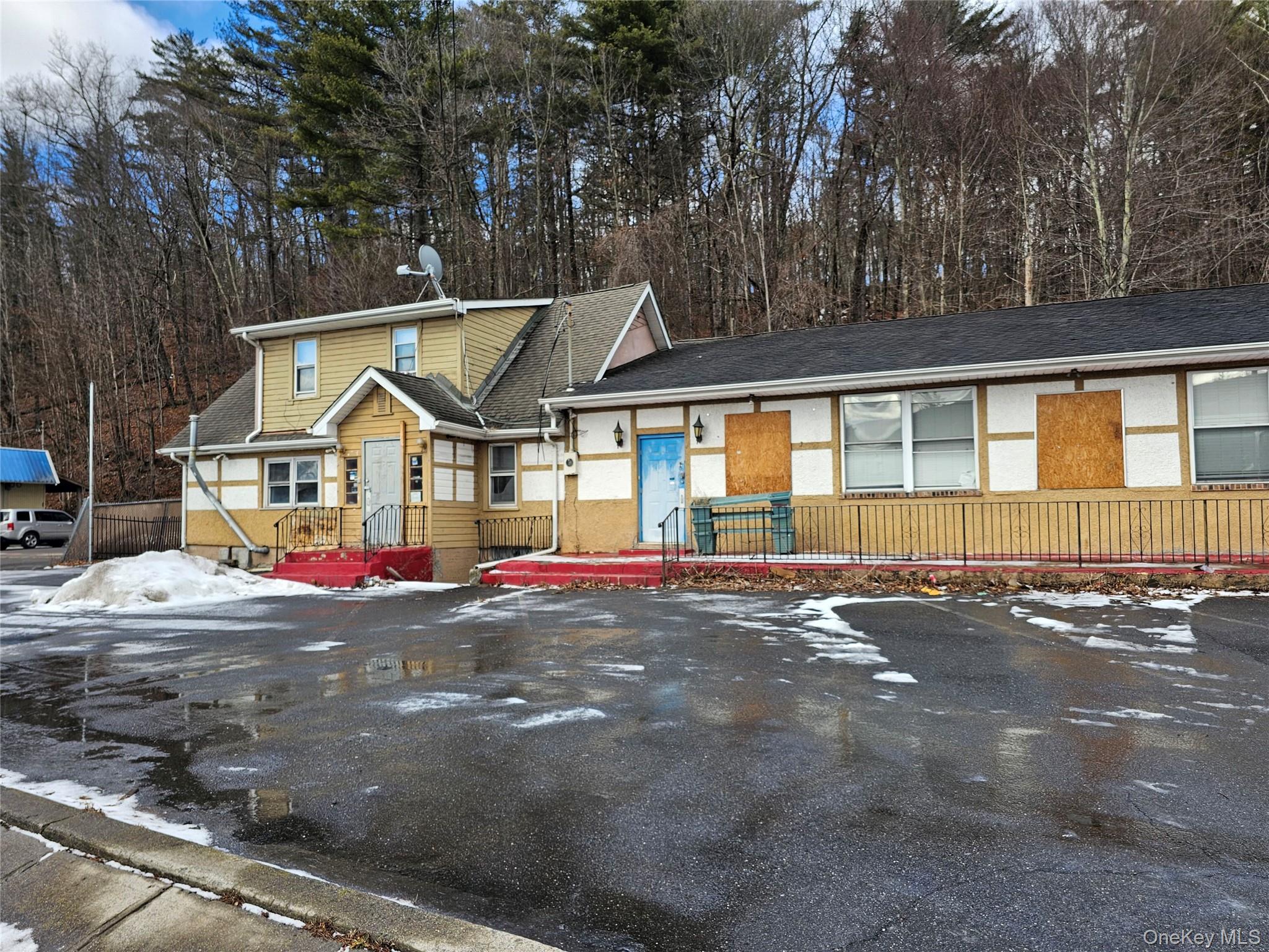 211 S Main Street, Ulster Park, NY 12428