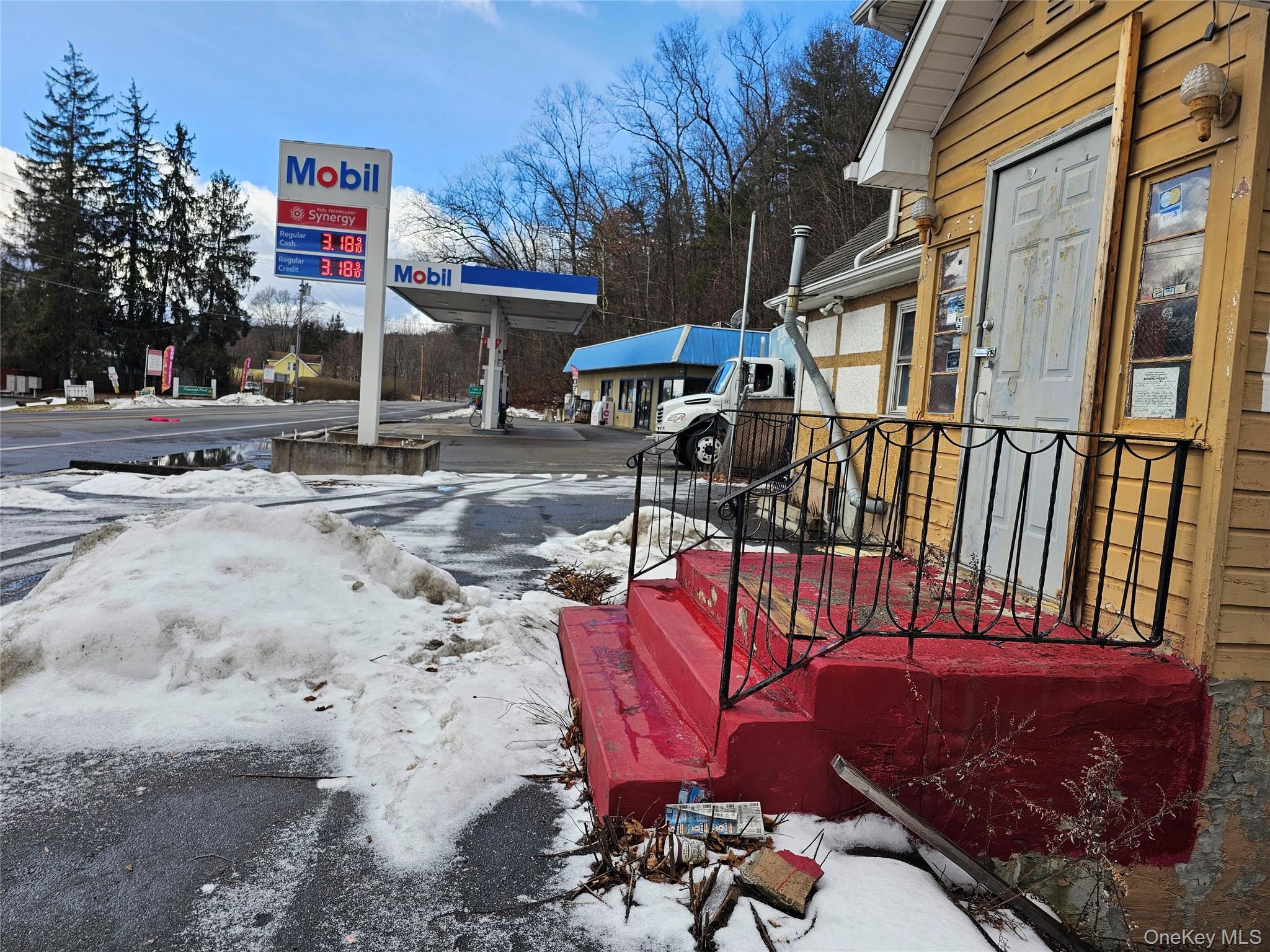 211 S Main Street, Ulster Park, NY 12428