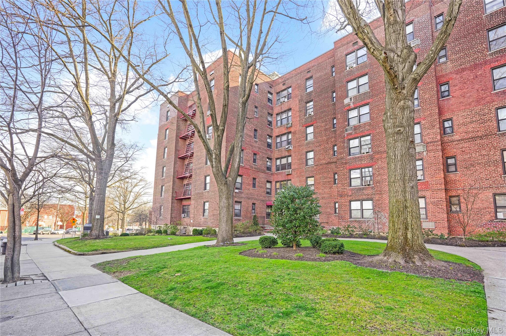 25-11 Union Street # 2A, Flushing, NY 11354