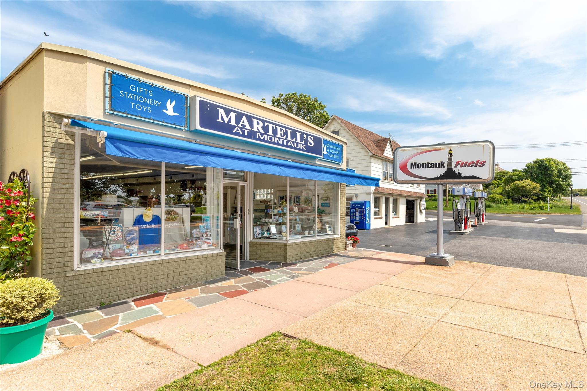 809 & 813 Montauk Highway, Montauk, NY 11954