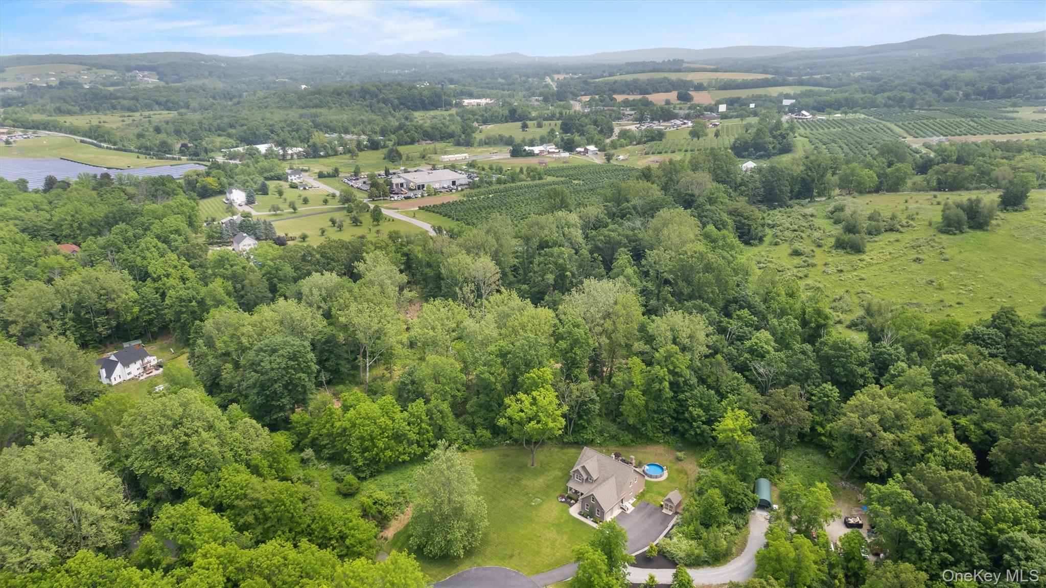 1 Hidden Hills Court, Warwick, NY 10990