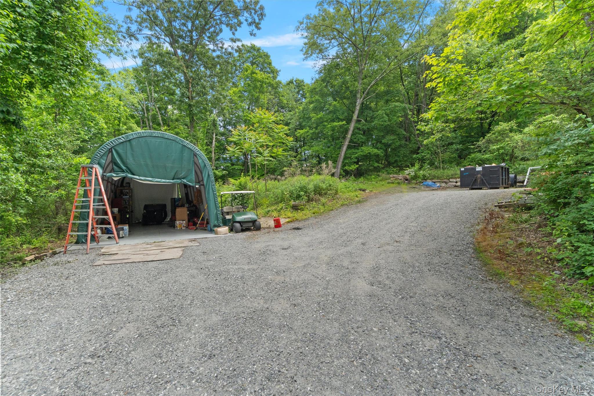 1 Hidden Hills Court, Warwick, NY 10990