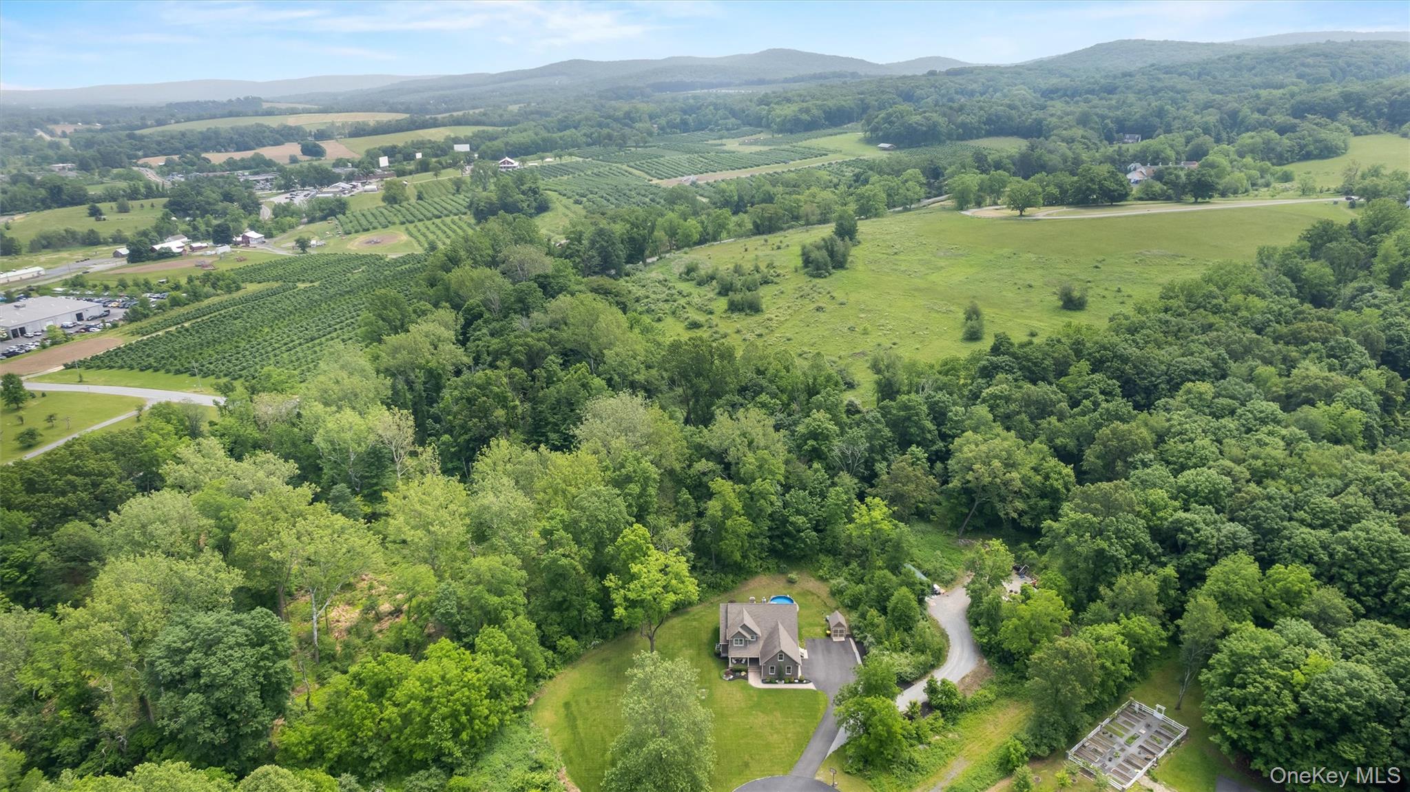 1 Hidden Hills Court, Warwick, NY 10990