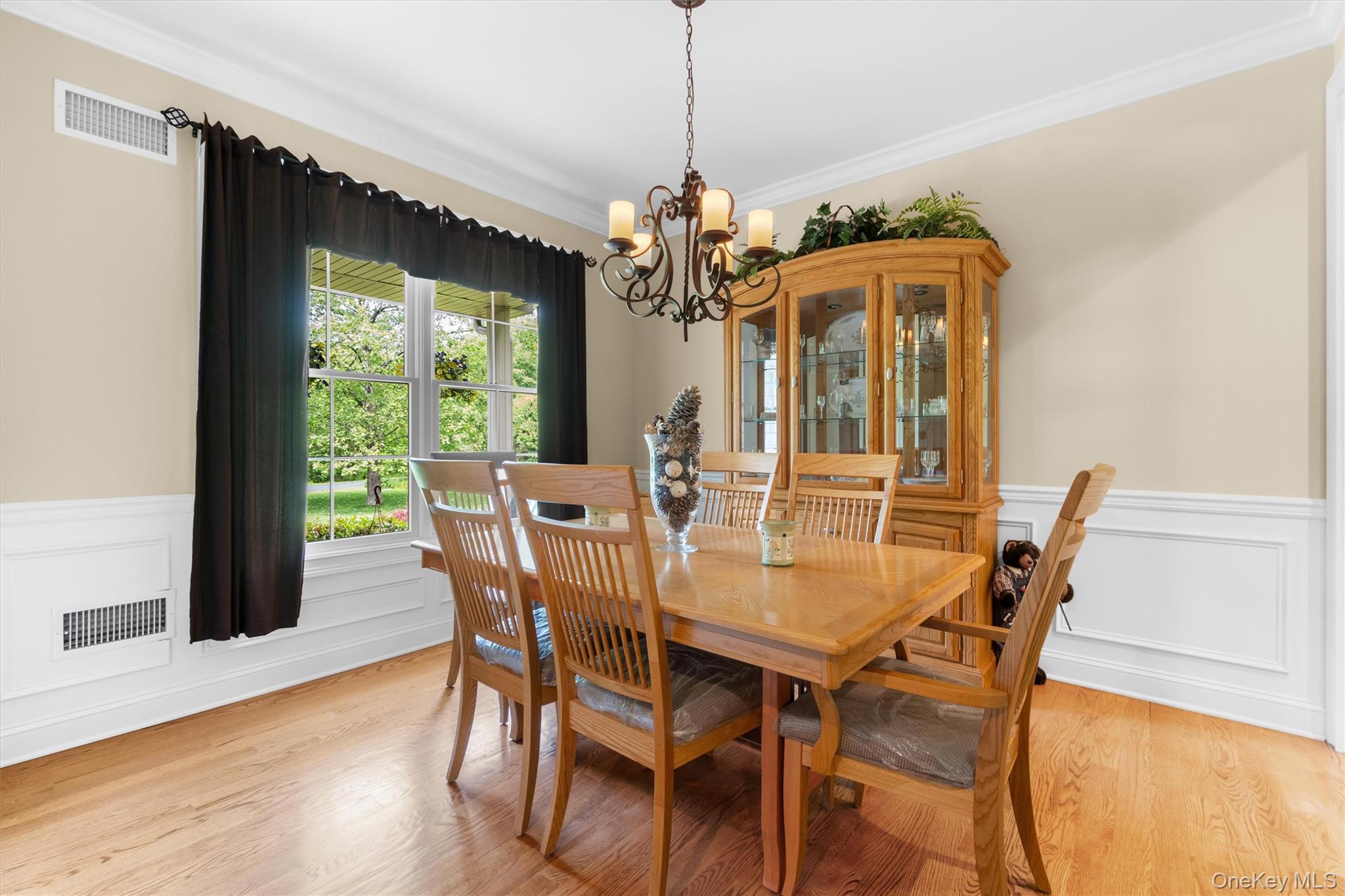 1 Hidden Hills Court, Warwick, NY 10990